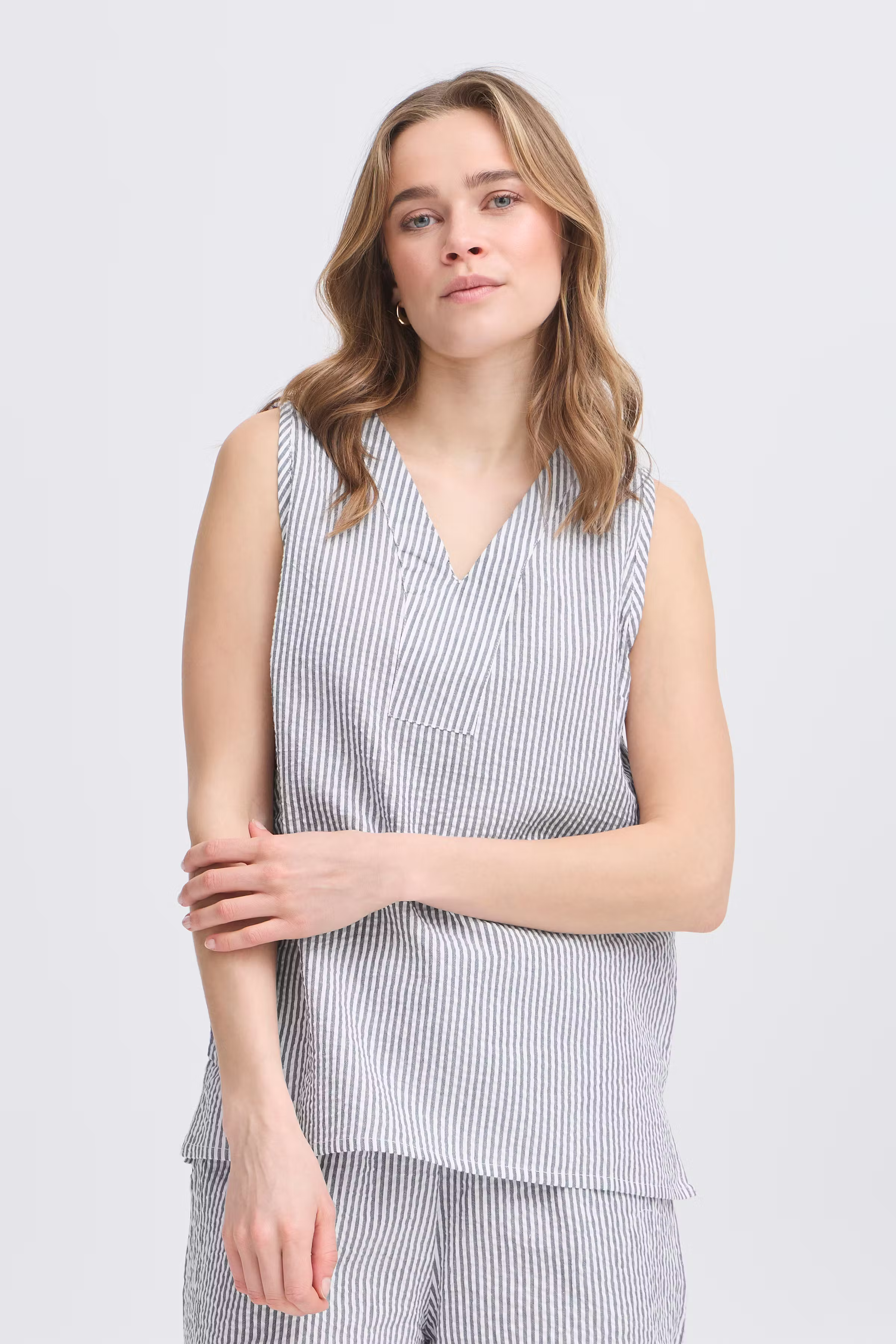 FRCAYLA Top LOOKBOOK FRONT 20616086-205283
