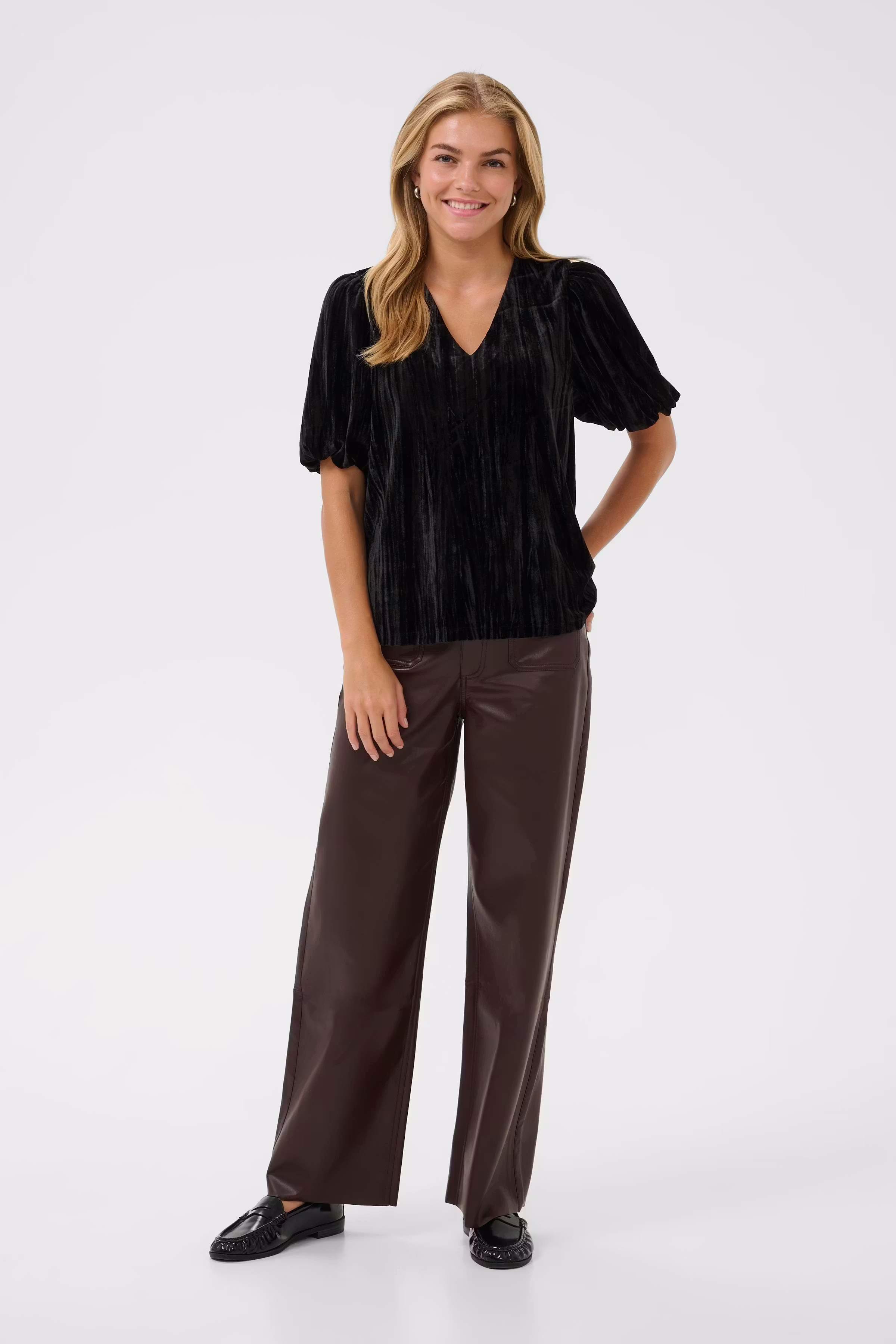 KAelva Bluse LOOKBOOK FRONT 10510979-100121