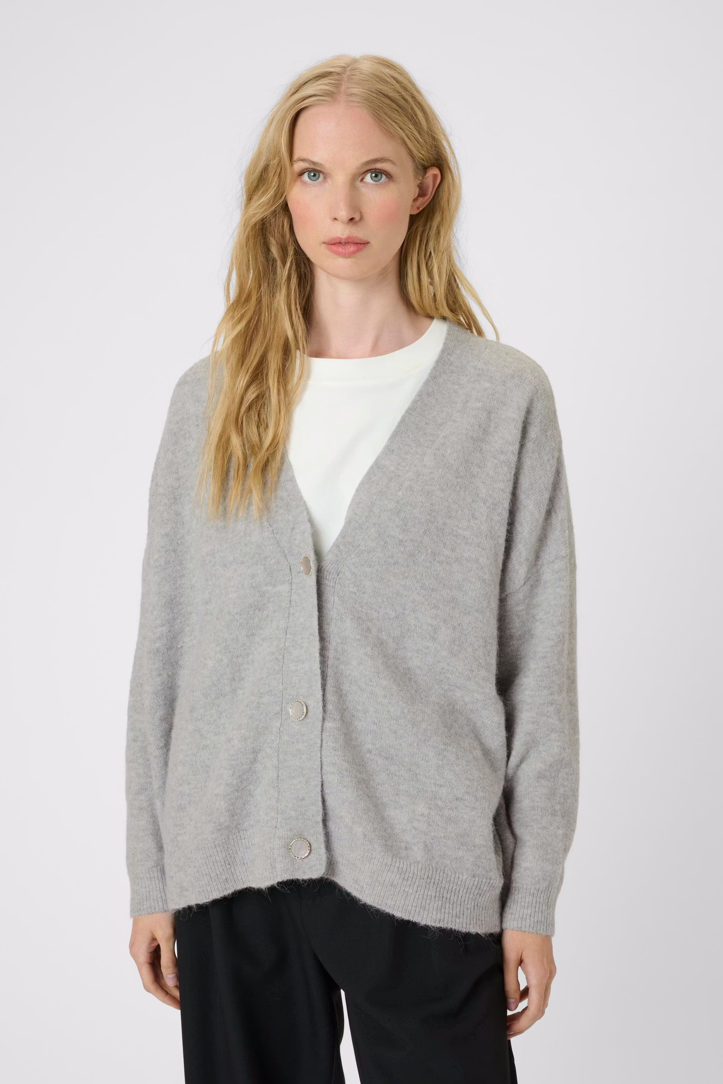 NoraKB Cardigan LOOKBOOK FRONT 10103292-1700001