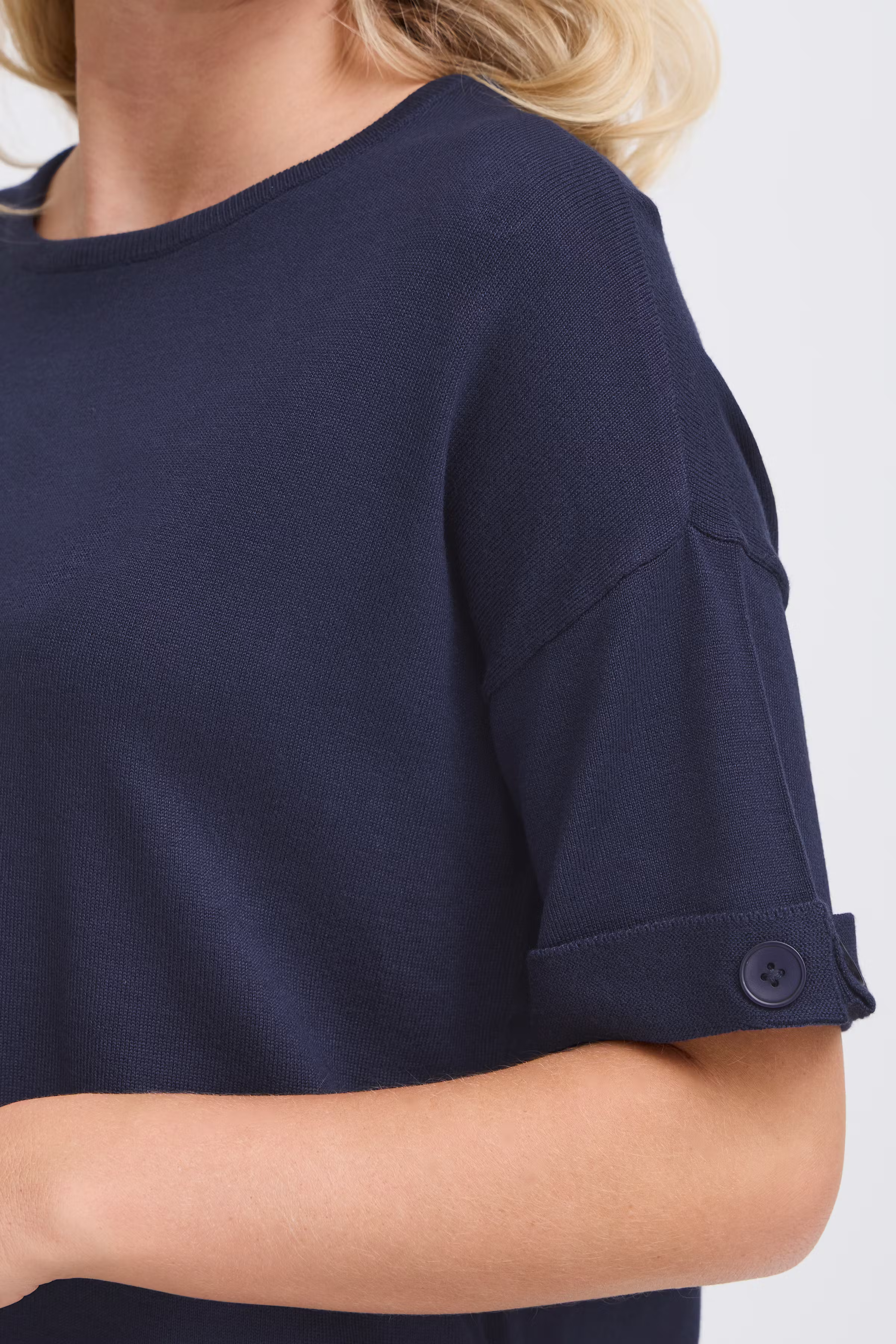 FRCLIA Pullover LOOKBOOK DETAIL 20615533-193923