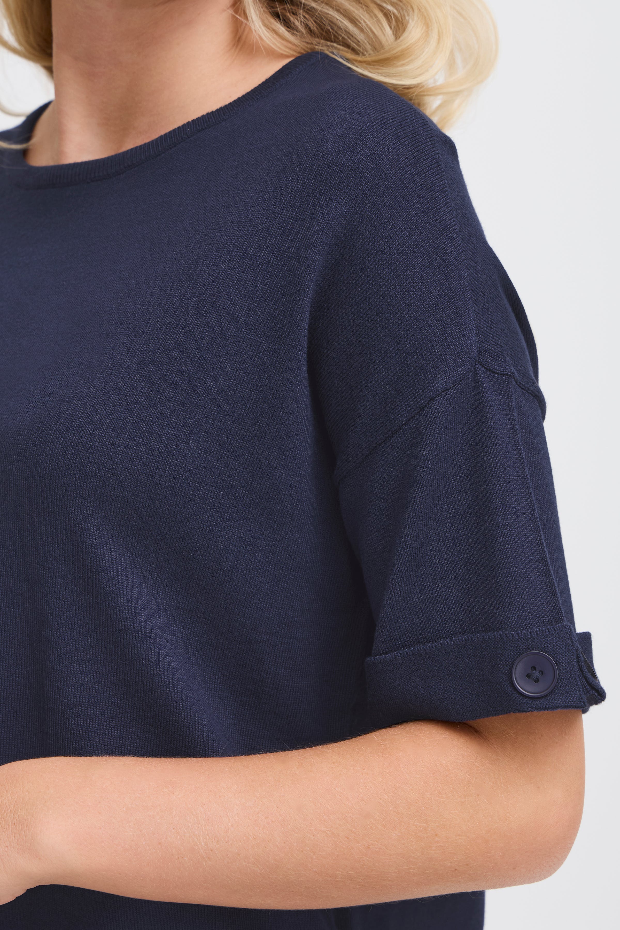 FRCLIA Pullover LOOKBOOK DETAIL 20615533-193923