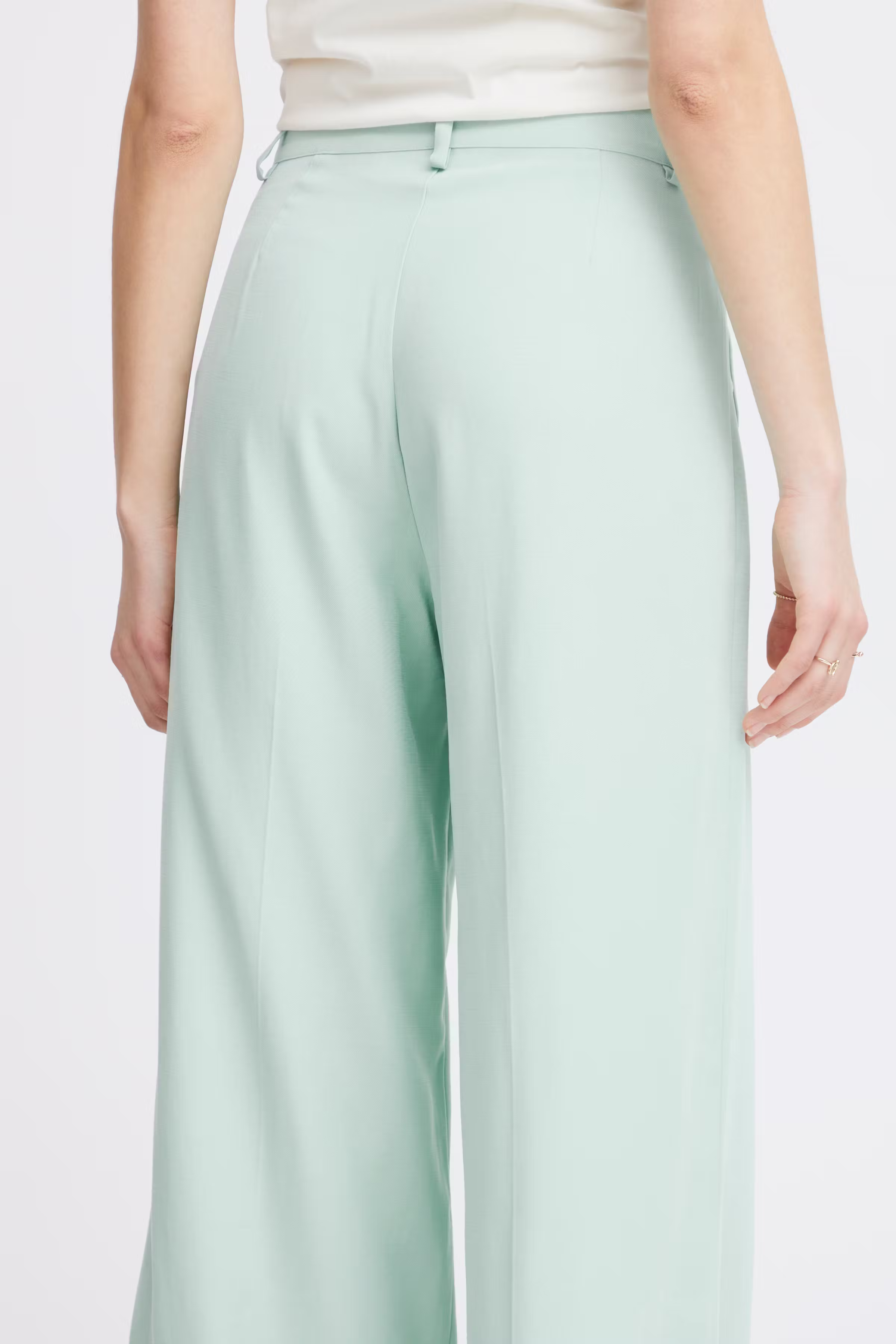 IRLEONO Trousers LOOKBOOK DETAIL 20119526-155812