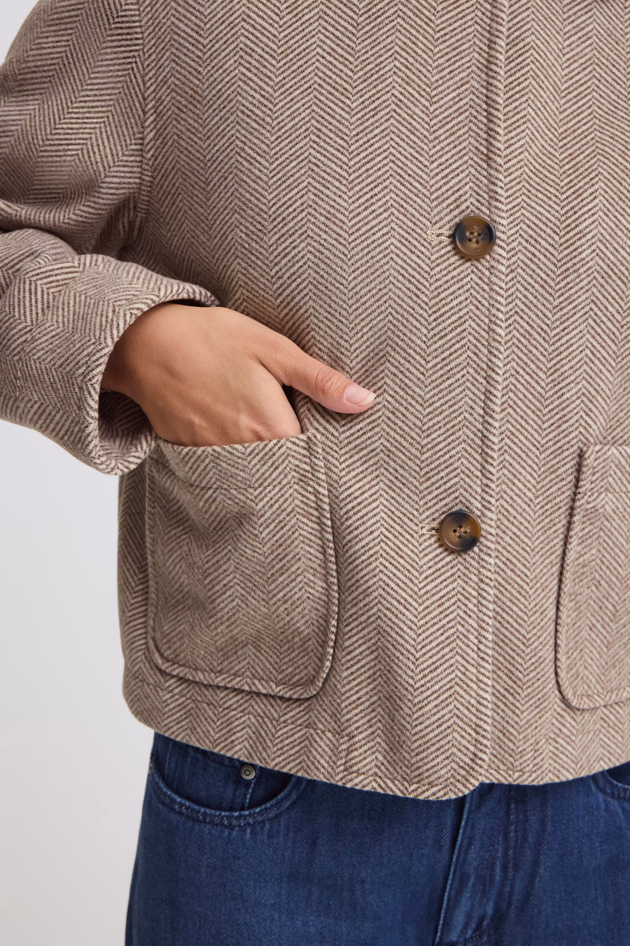 FREVILLA Outerwear LOOKBOOK DETAIL 20617962-900009856