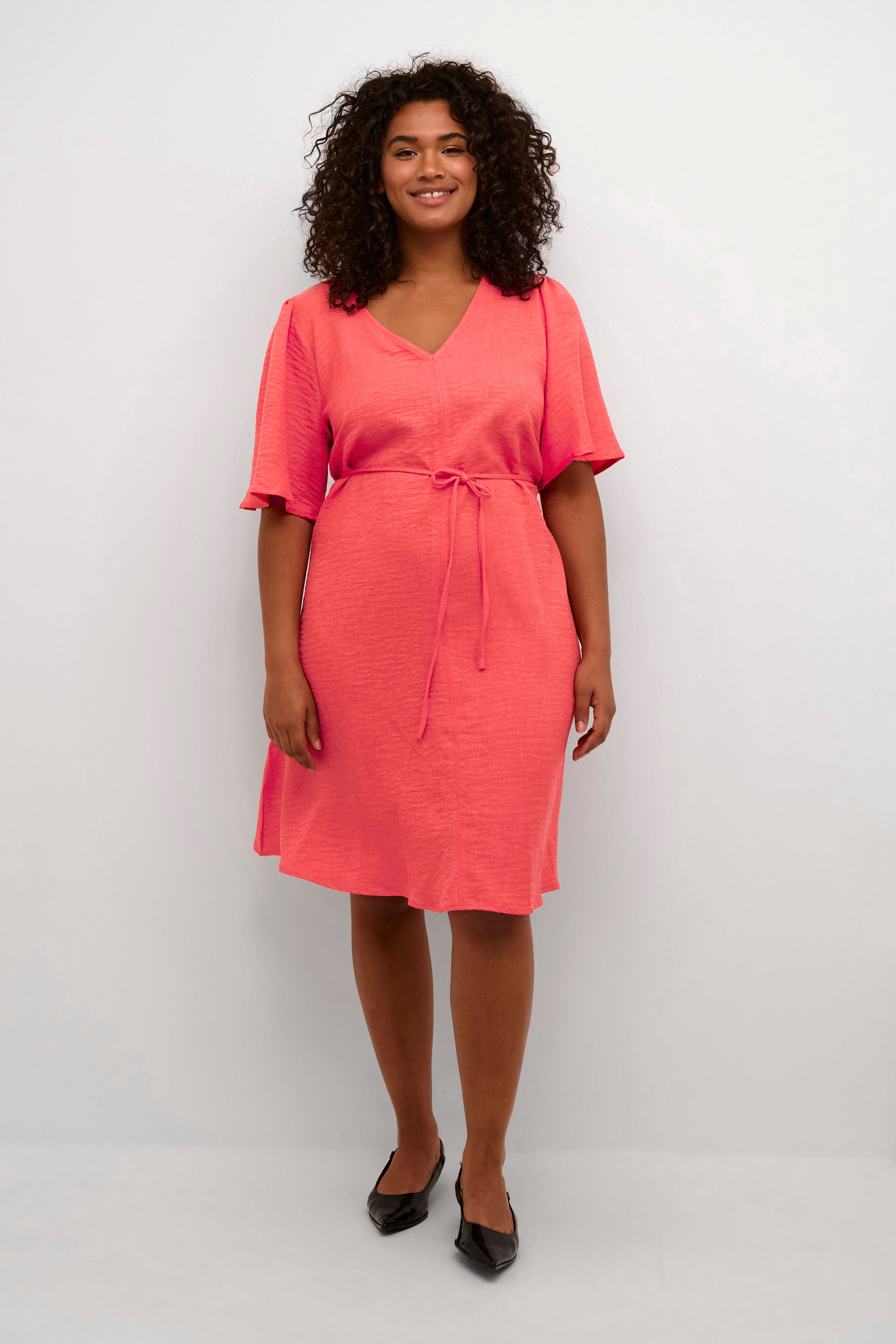 KCelisa Dress LOOKBOOK FRONT 10582806-106764