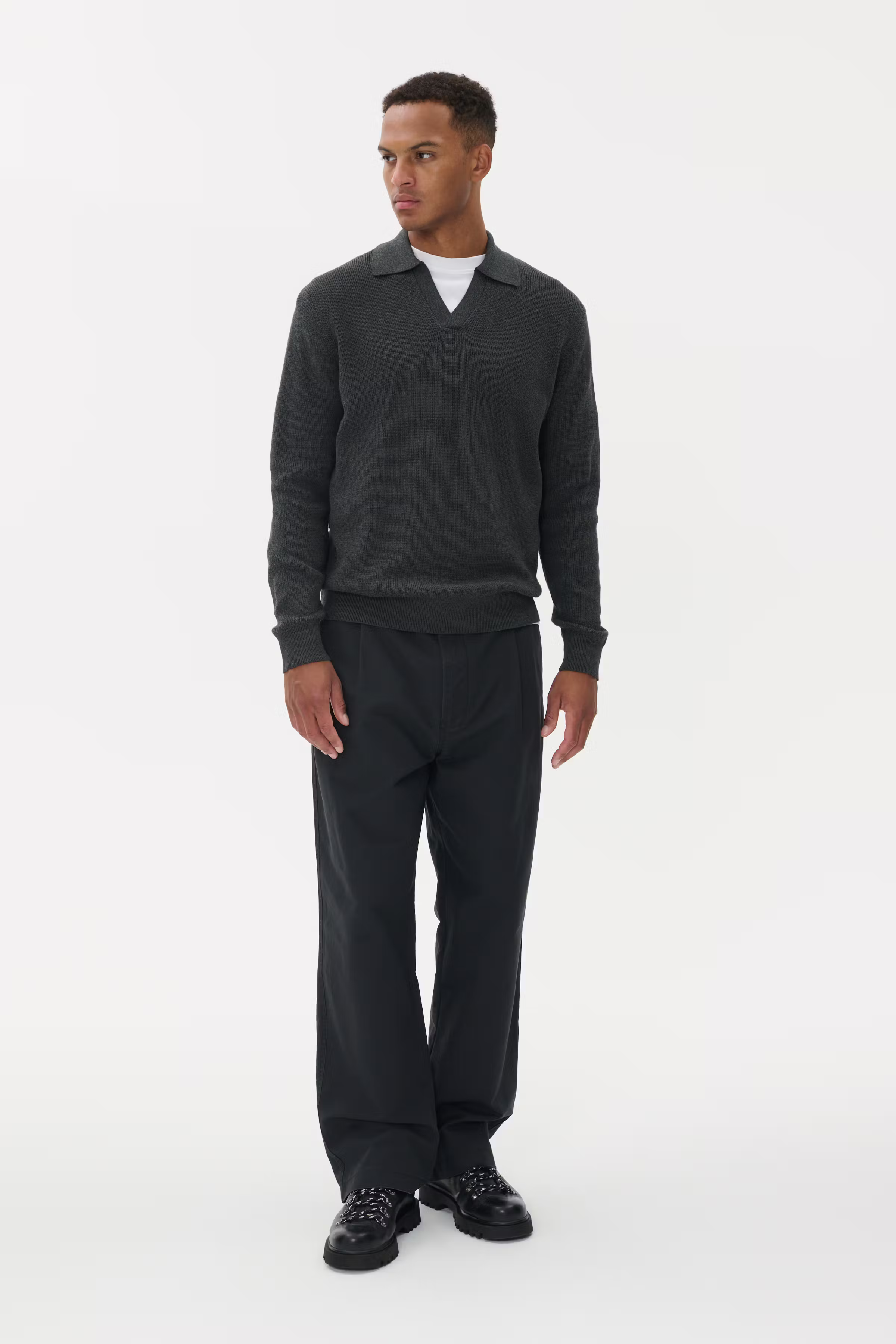 MAkollo Pullover LOOKBOOK FRONT 30208618-300270