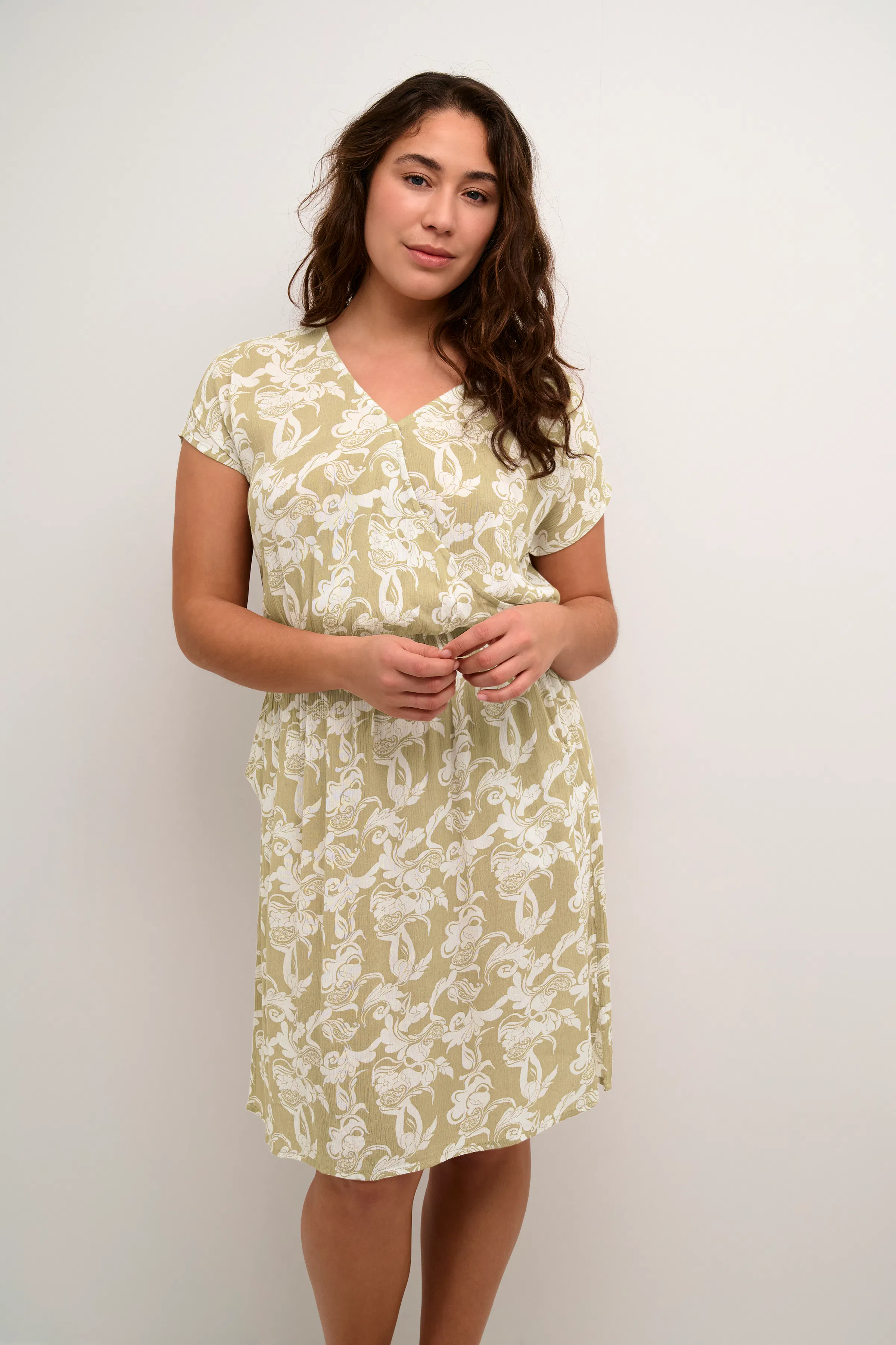 KAjenn Kjole LOOKBOOK FRONT 10507269-106368