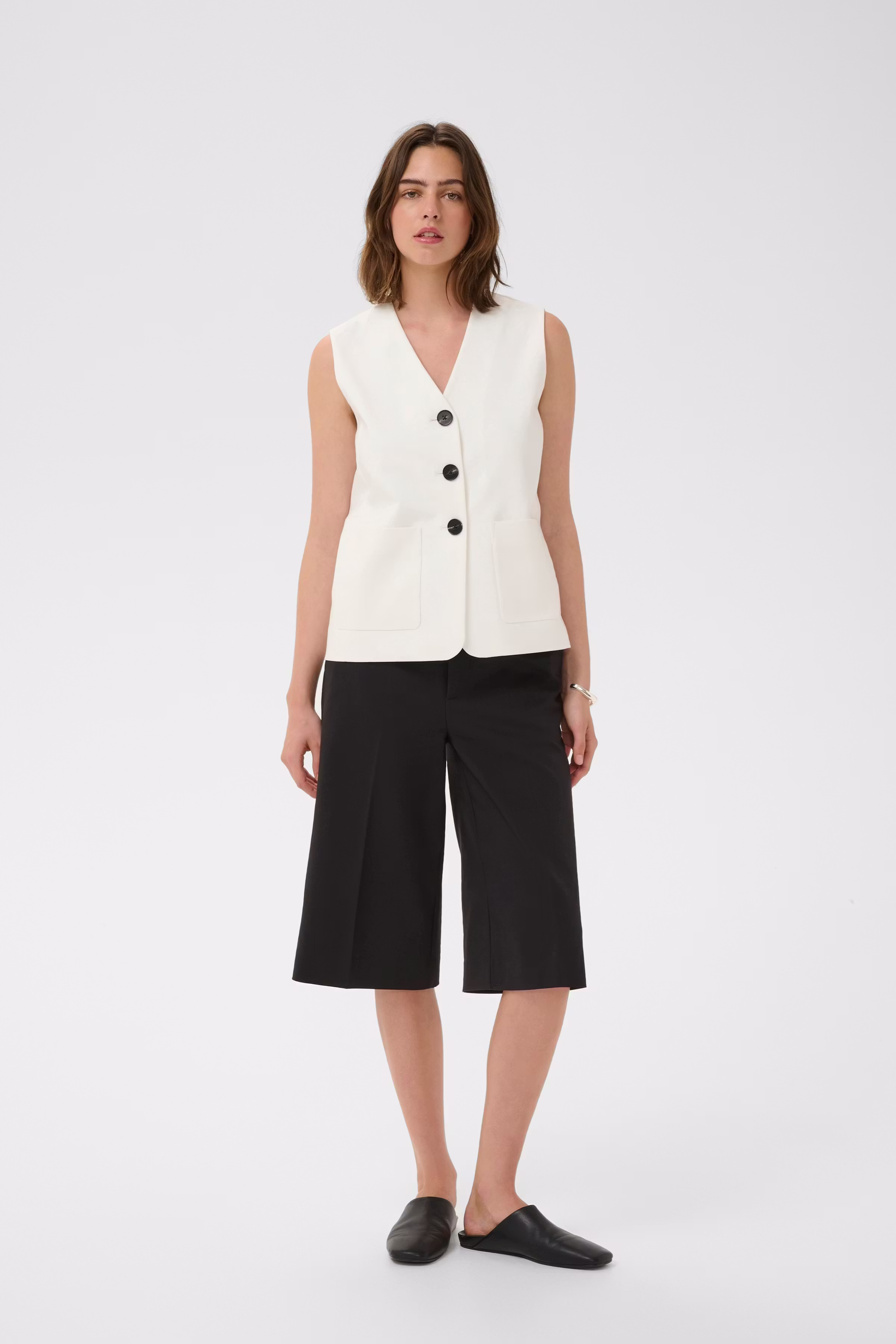 ZELLAIW Vest LOOKBOOK FRONT 30112629-110701