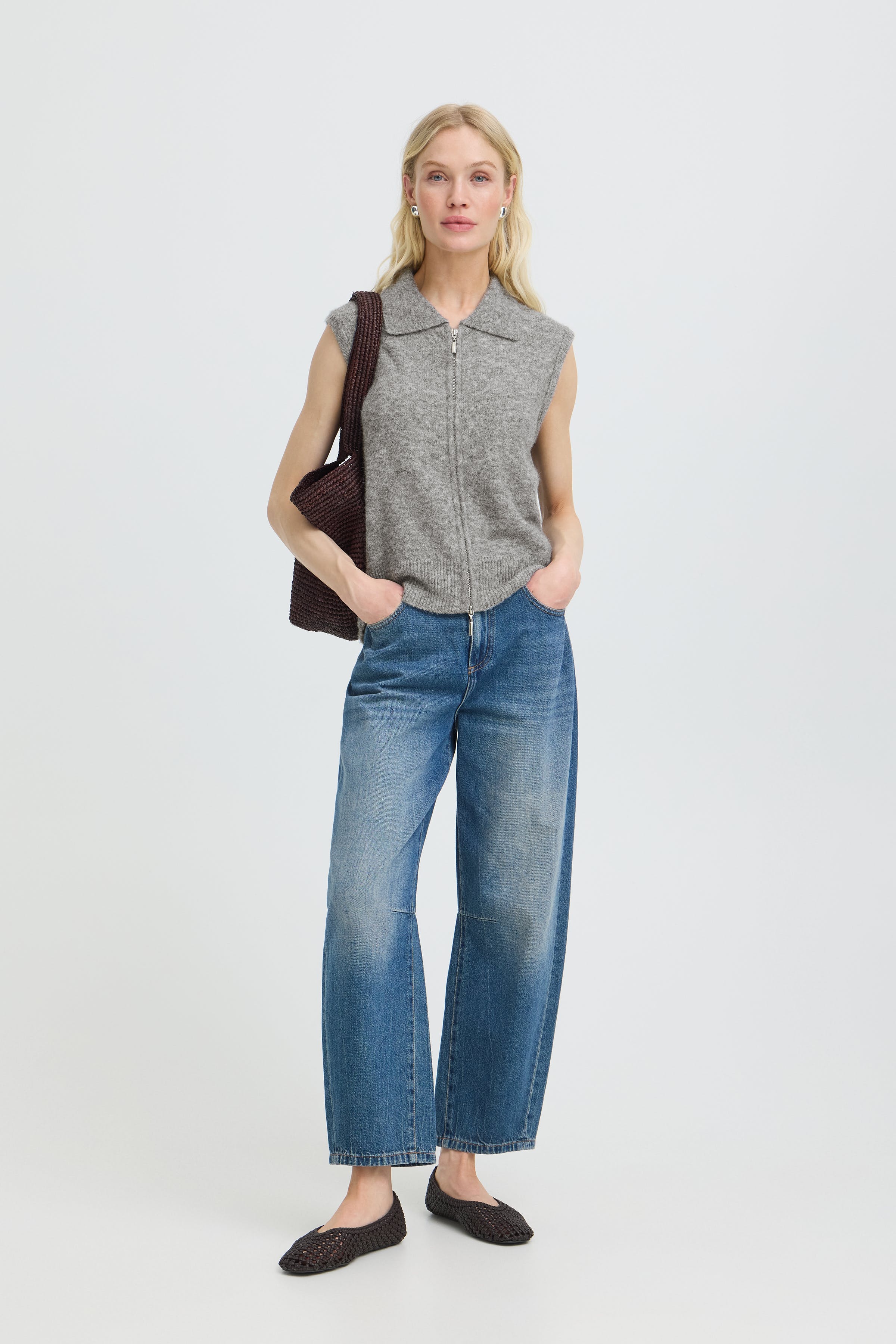 BYOMEA Strikket vest LOOKBOOK FRONT 20819113-200455