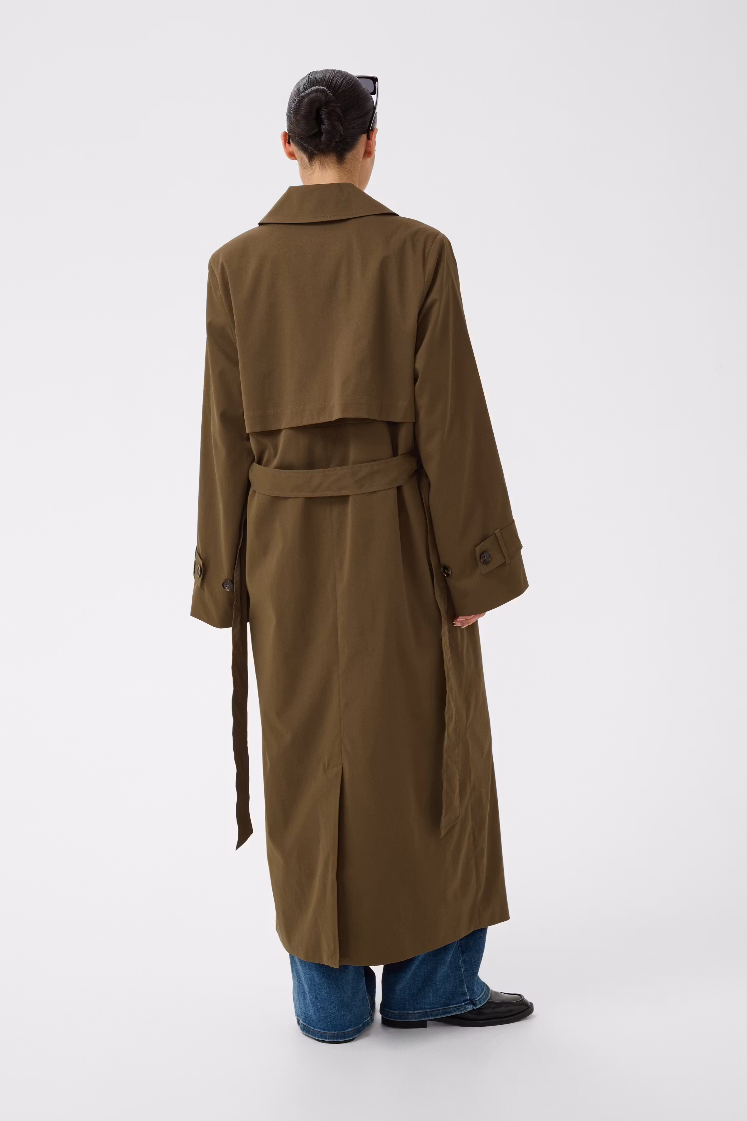 KAjacklyn Mantel LOOKBOOK BACK 10512481-1000150