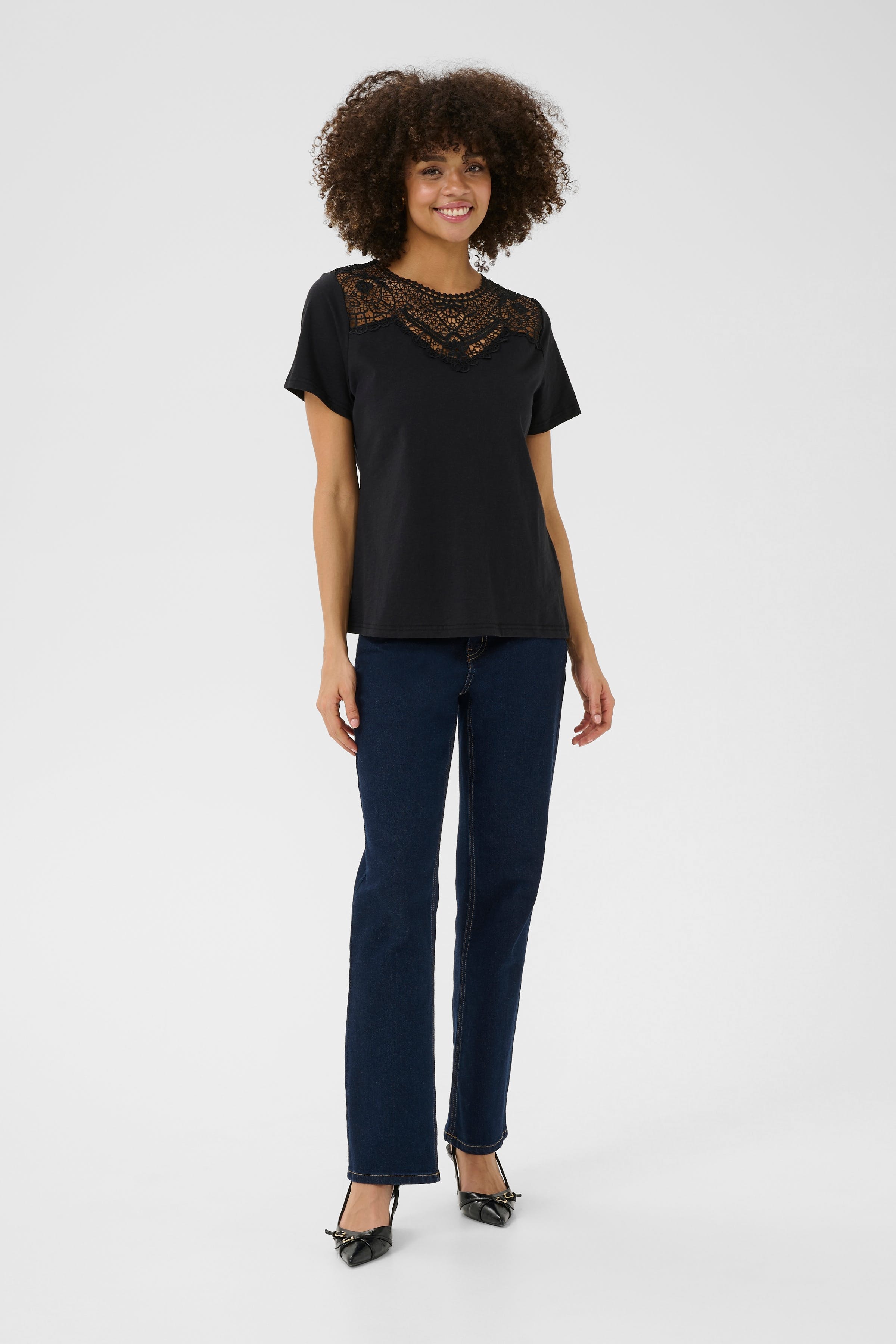 CUxandra T-shirt LOOKBOOK FRONT 50111503-500012