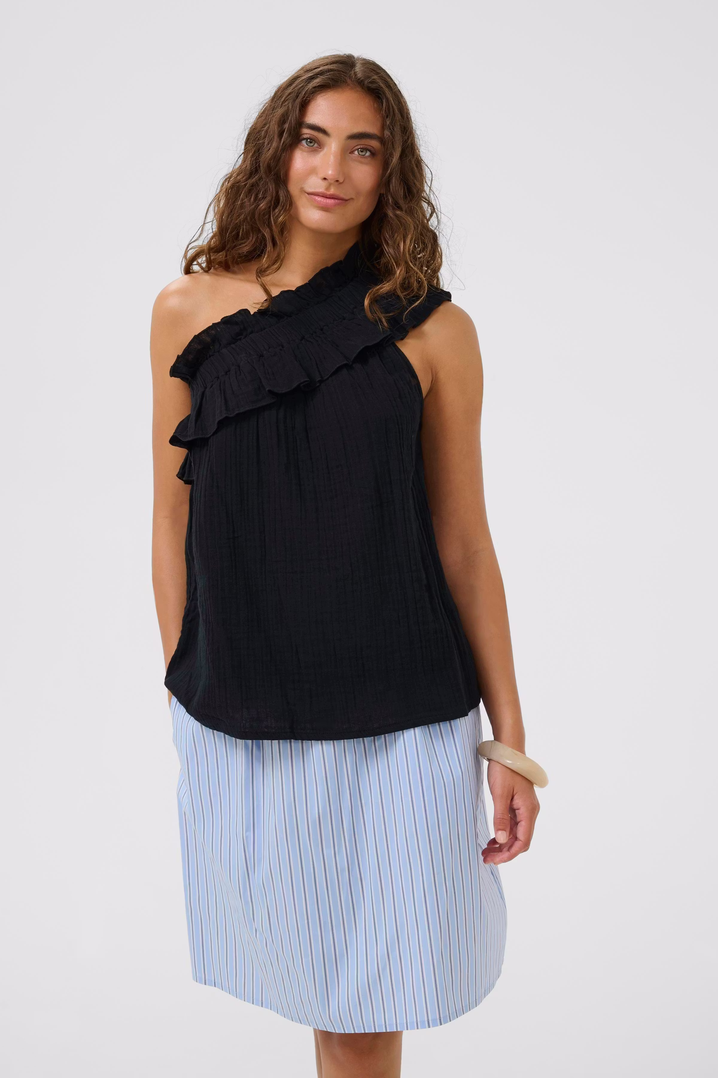 CUpuf One-shoulder Top LOOKBOOK FRONT 50111959-500012