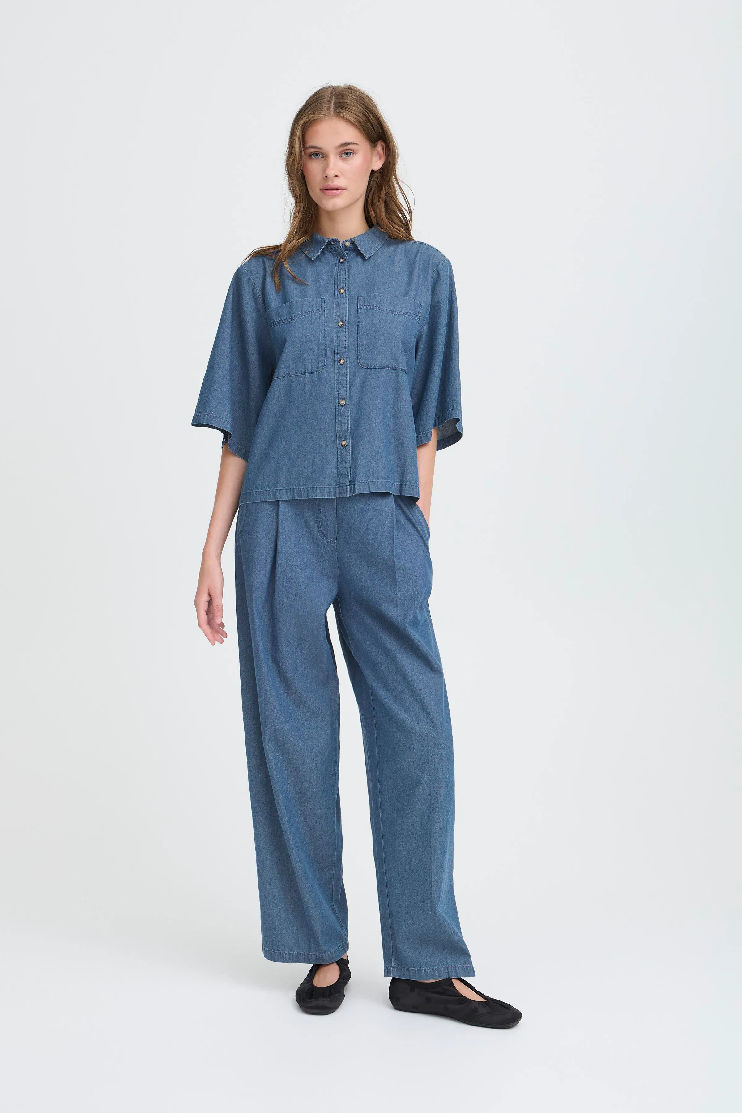IHAURORA LOOKBOOK FRONT 20123831-200928