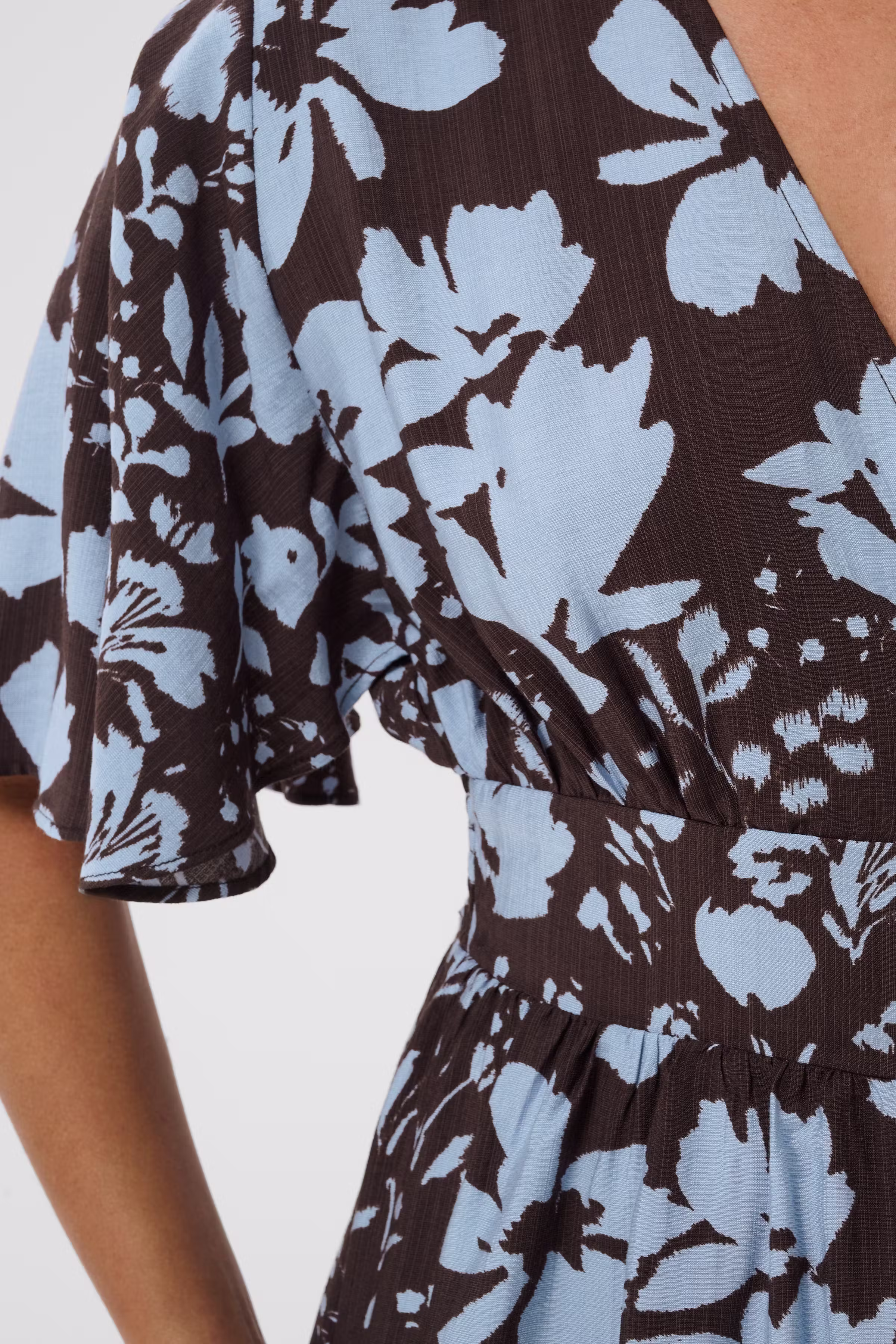 KAnadira Klänning LOOKBOOK DETAIL 10511756-109448