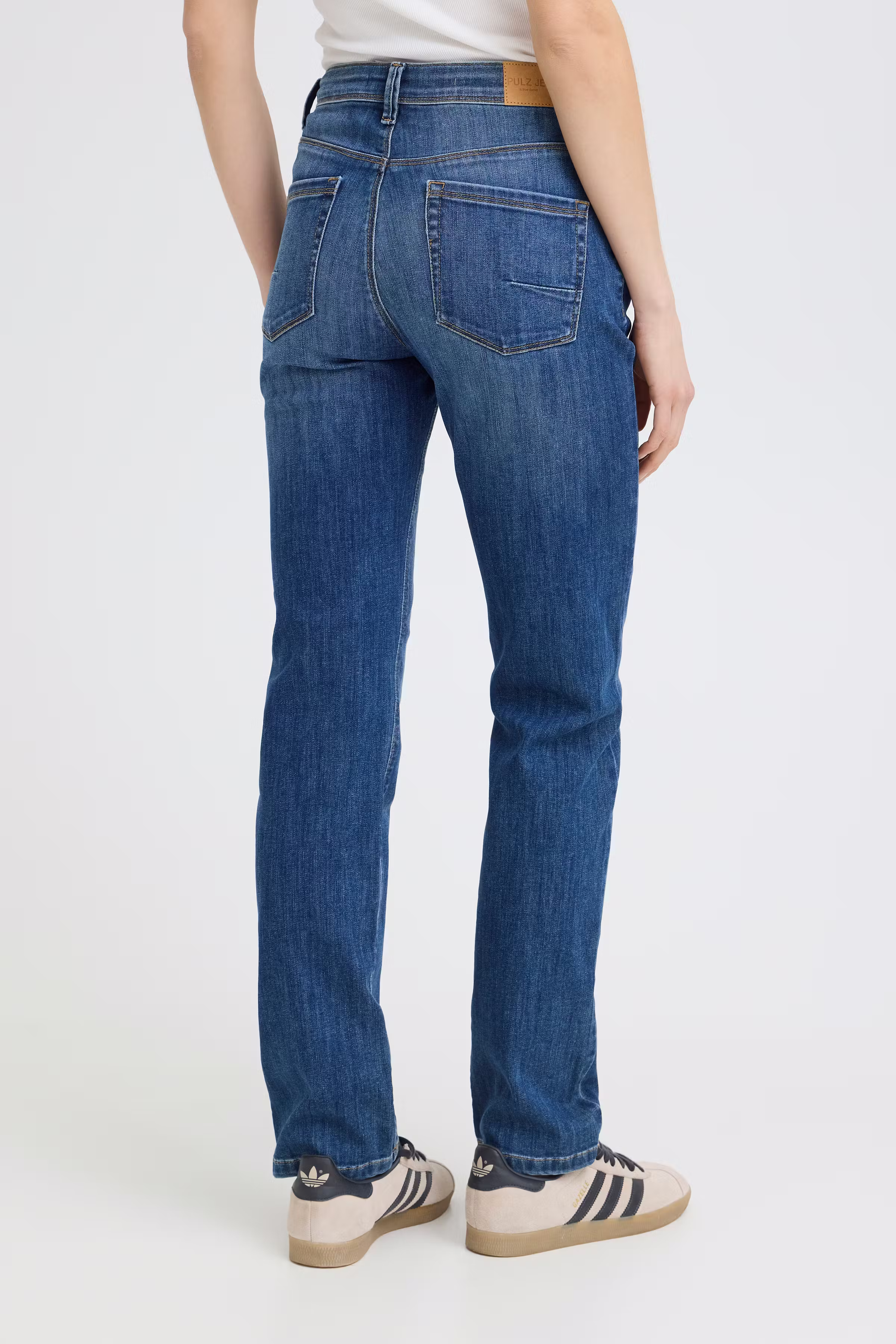 PZKAYLA Jeans LOOKBOOK BACK 50210325-200005