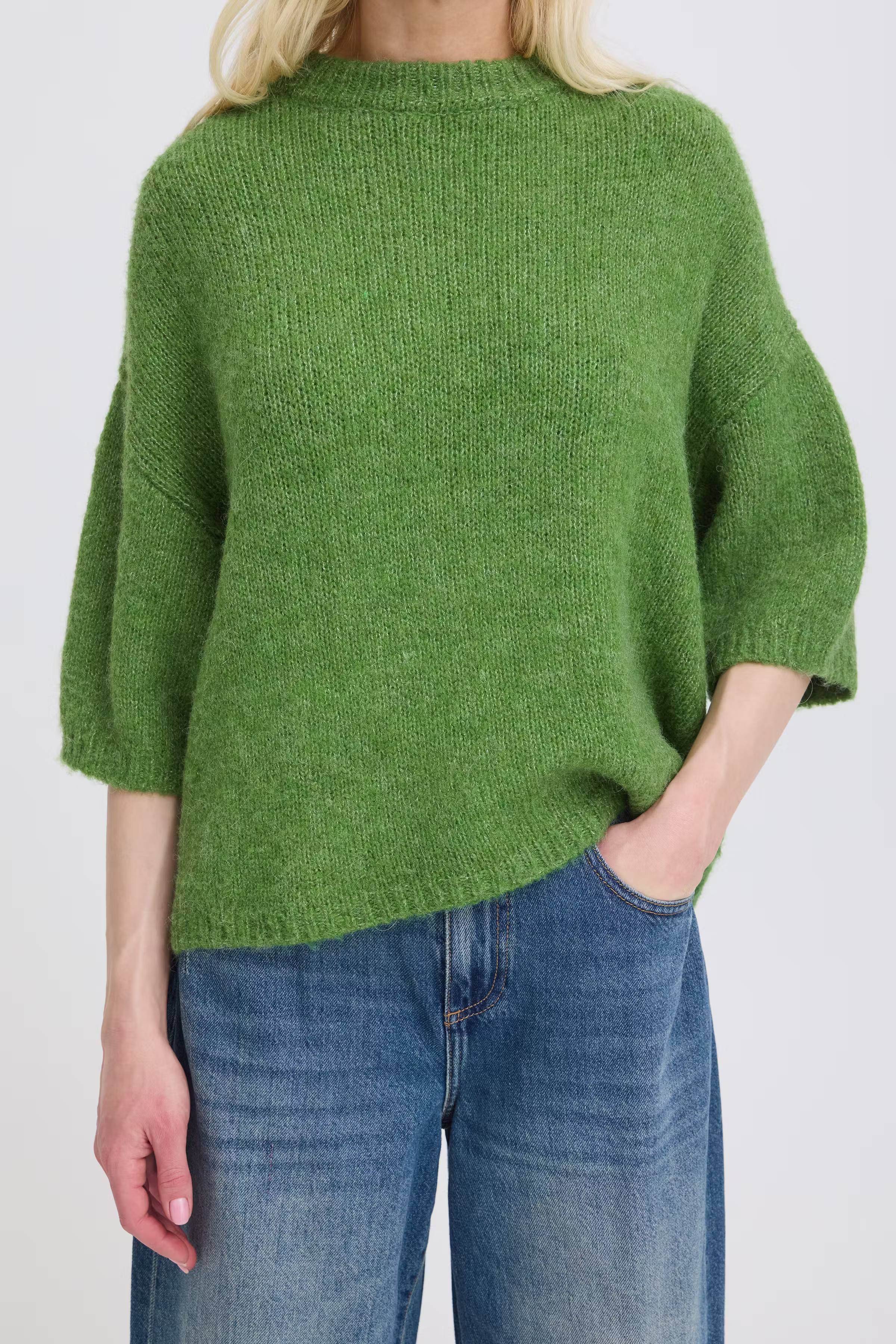 BYOTIA Pullover LOOKBOOK DETAIL 20818397-180125
