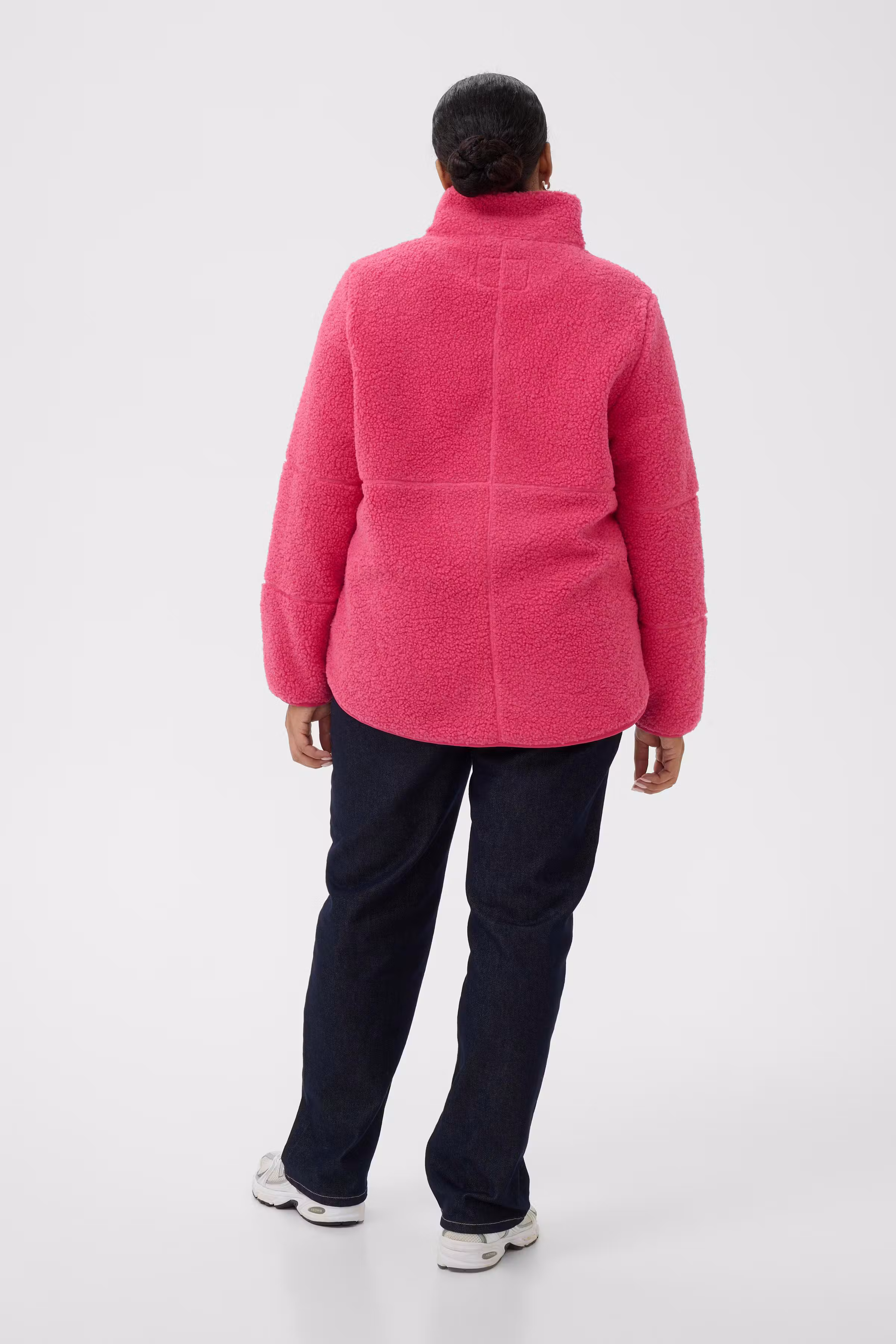 KCcanilla Outerwear LOOKBOOK BACK 10584946-182120