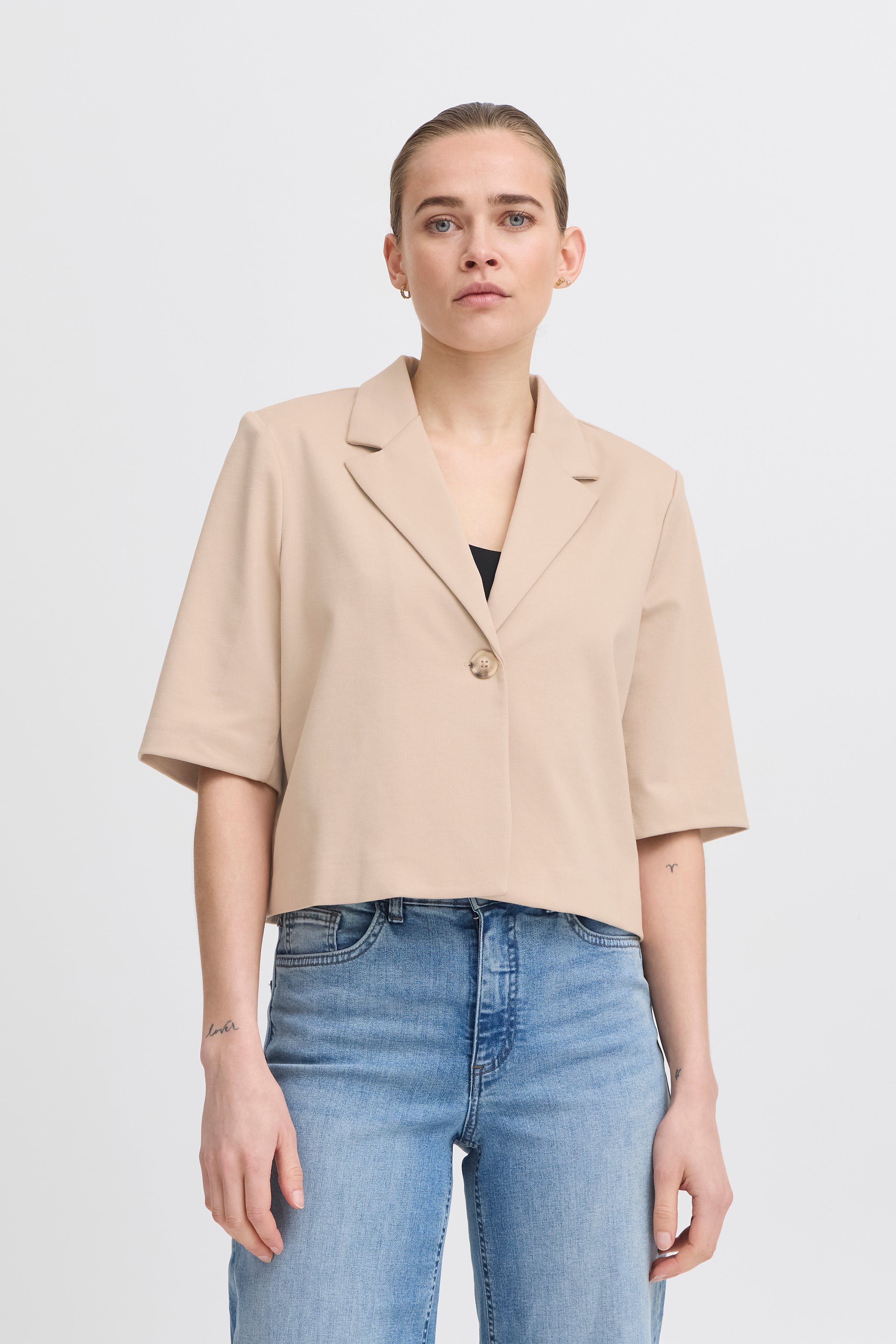 IHKATE CROPPED Blazer LOOKBOOK FRONT 20123679-151308