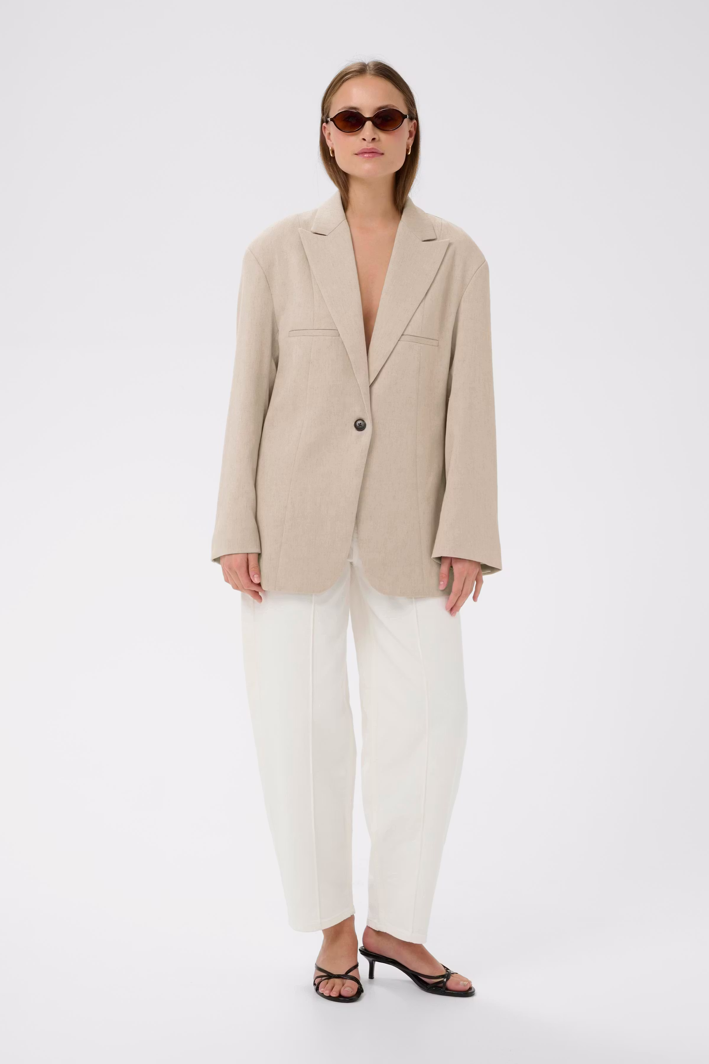 SLSofia Blazer LOOKBOOK FRONT 30408970-151307