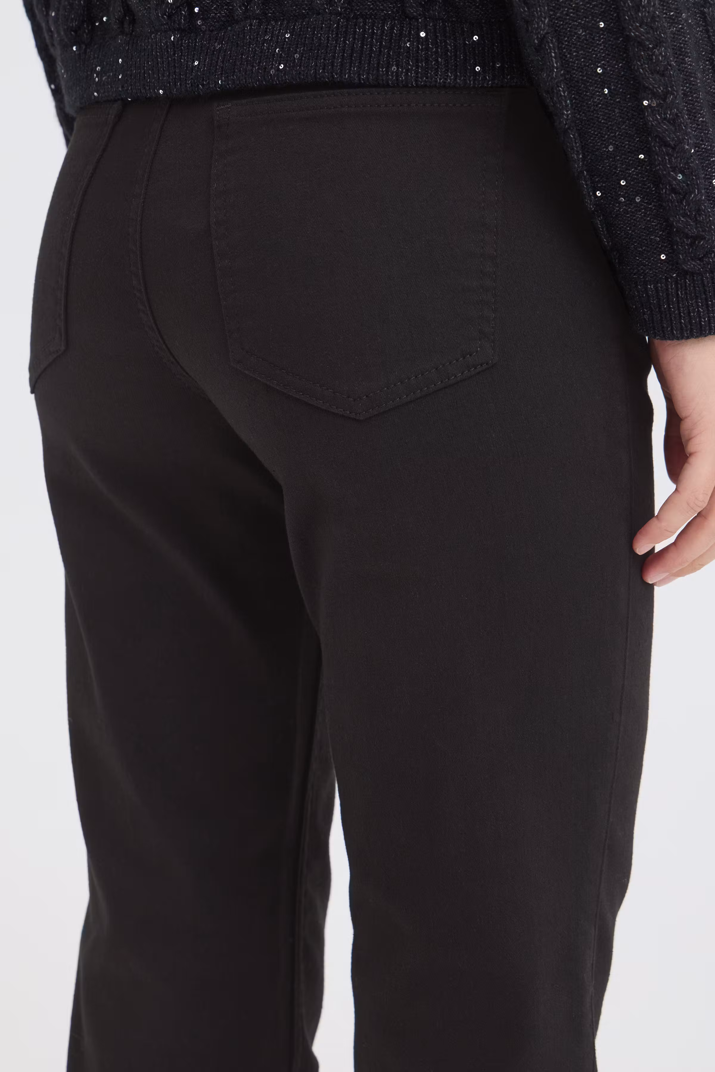 PZEMMA Jeans LOOKBOOK DETAIL 50210777-200004