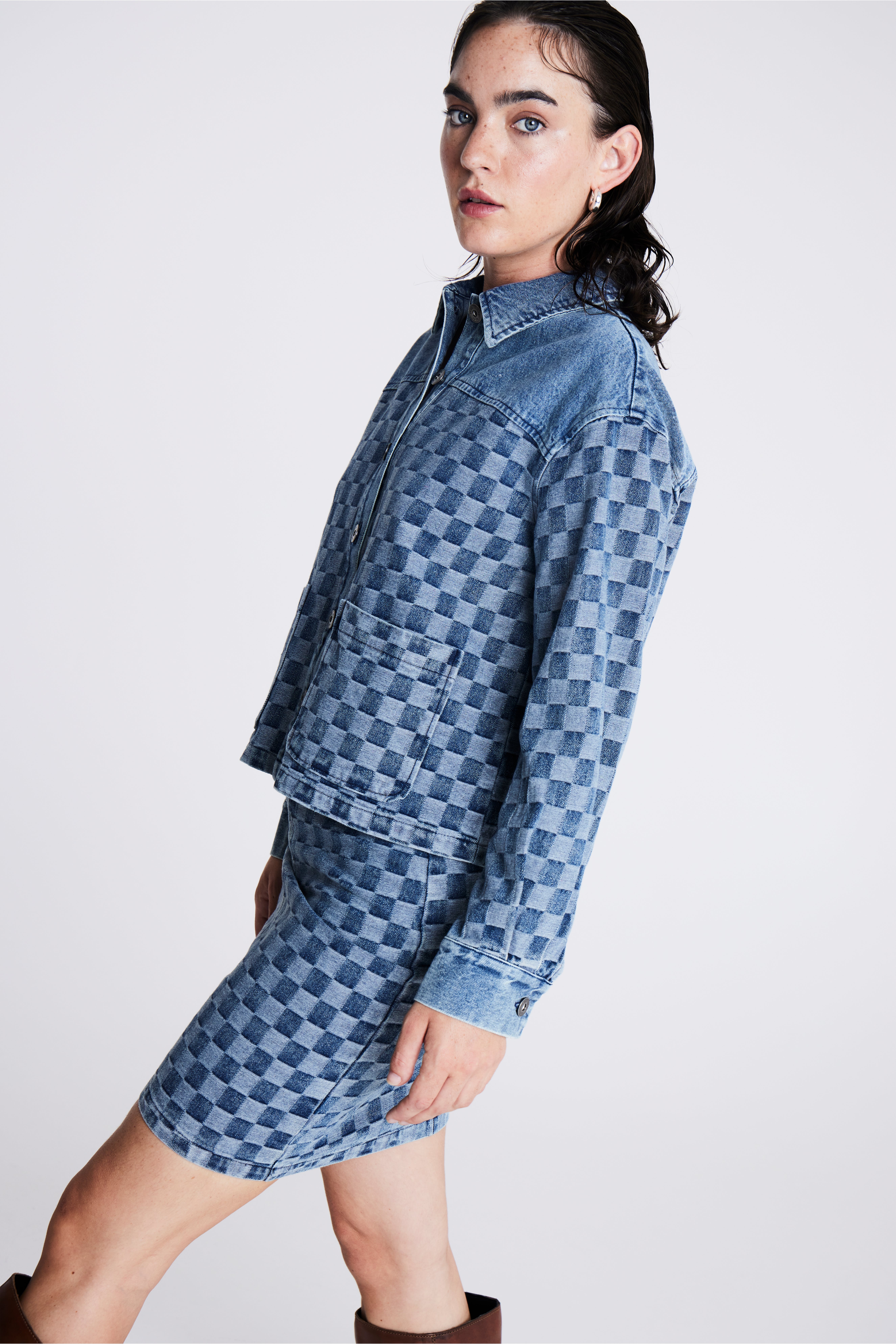 IHCHEKIE Nederdel LOCATION NONE 20121308-200751