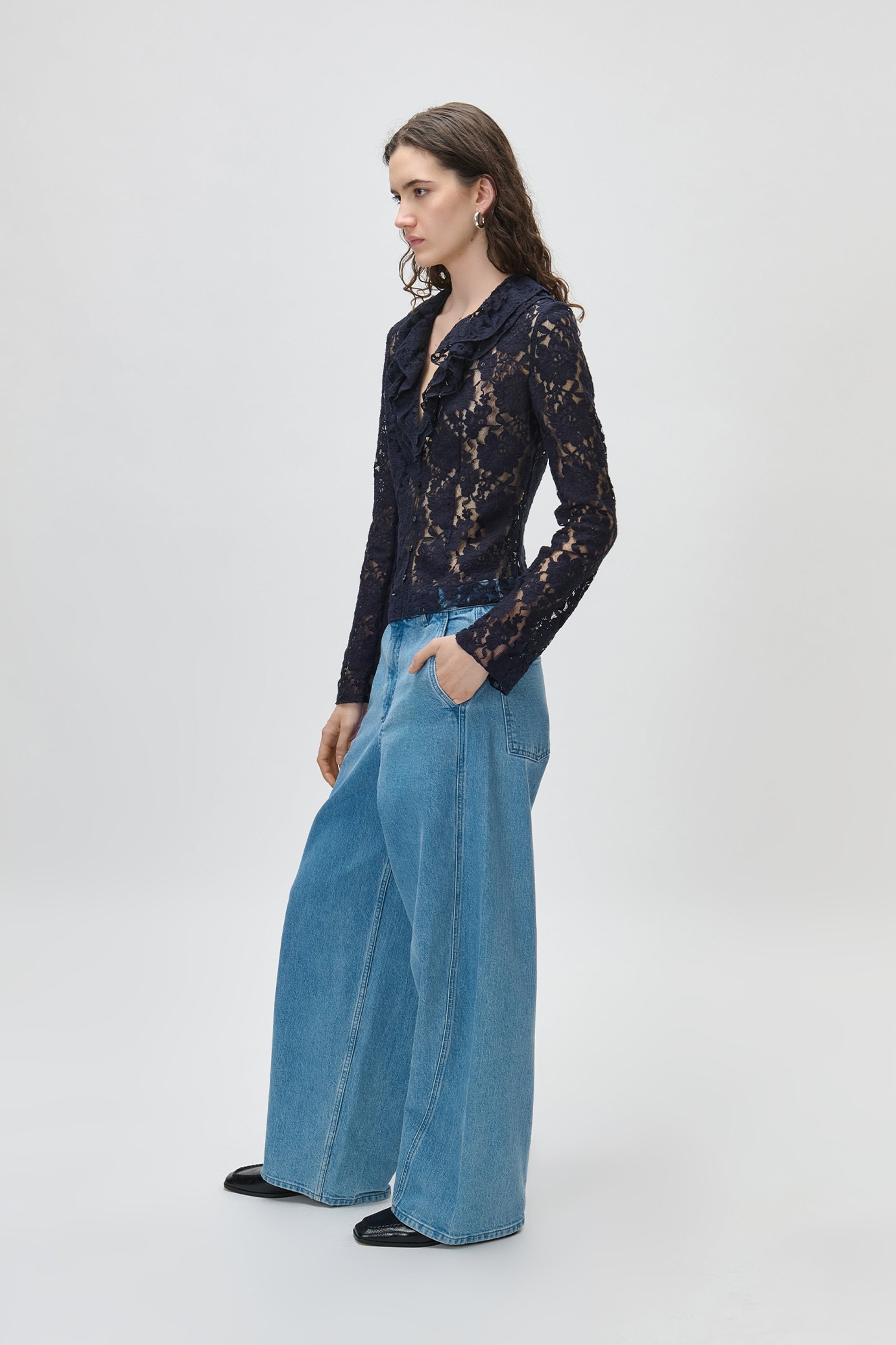 TIERRA BLOUSE LOOKBOOK FRONT 30600584-BL900