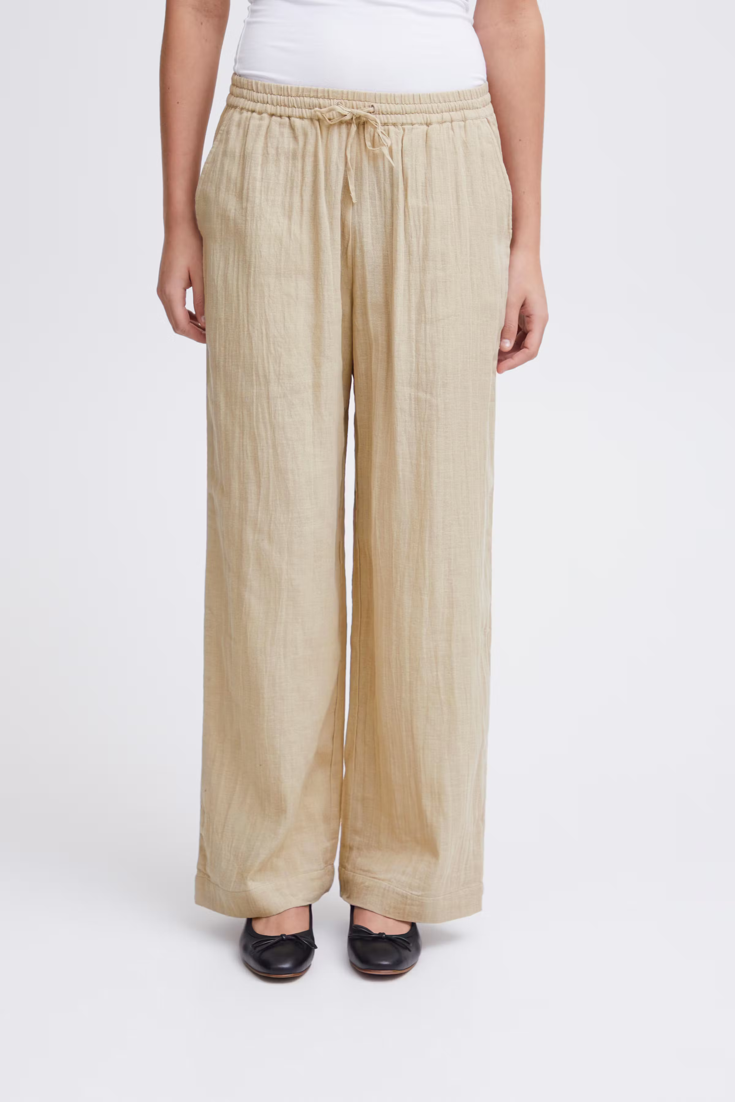 IAFOXA Trousers LOOKBOOK FRONT 20121644-151308