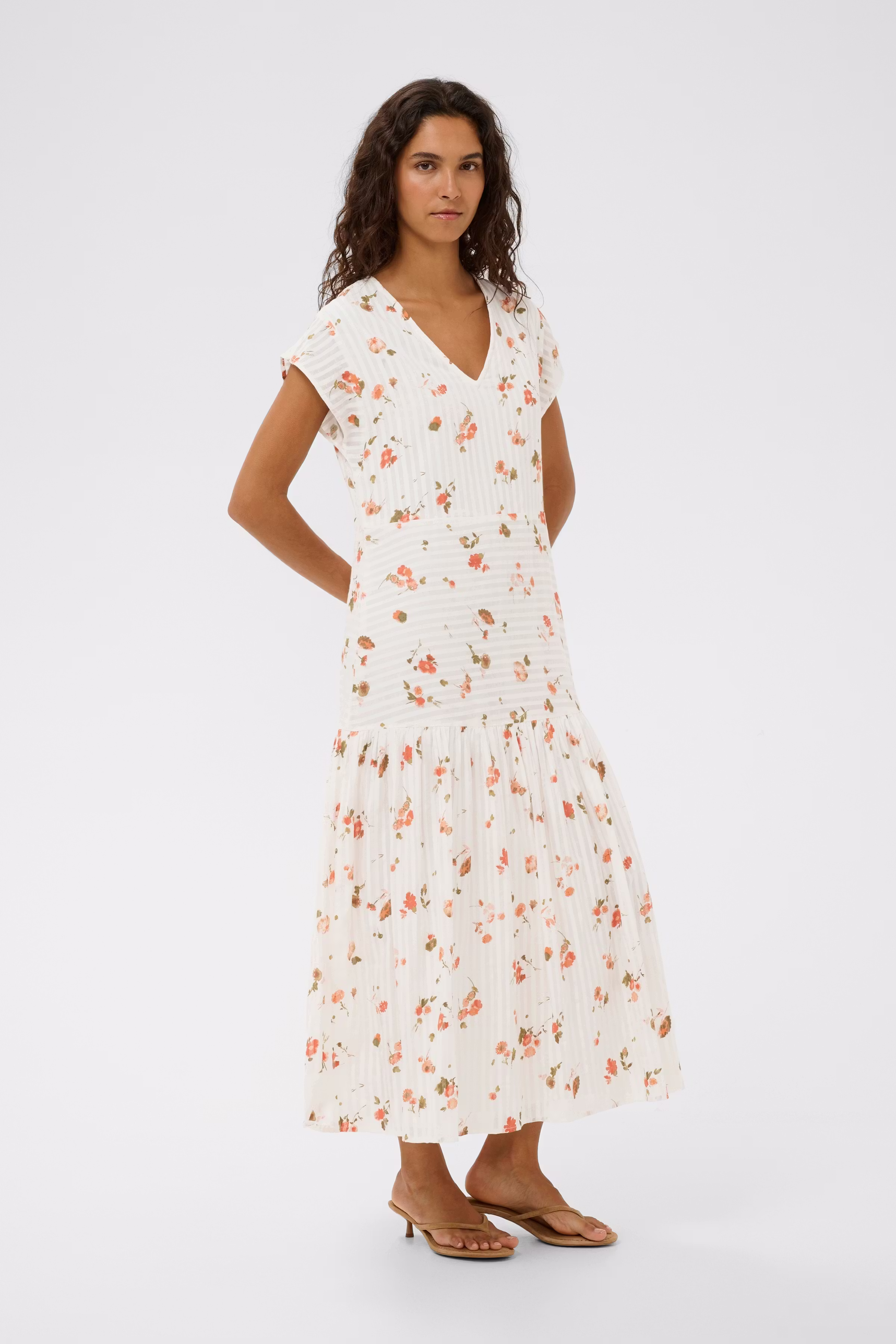 SLBianca Klänning LOOKBOOK FRONT 30409154-304872