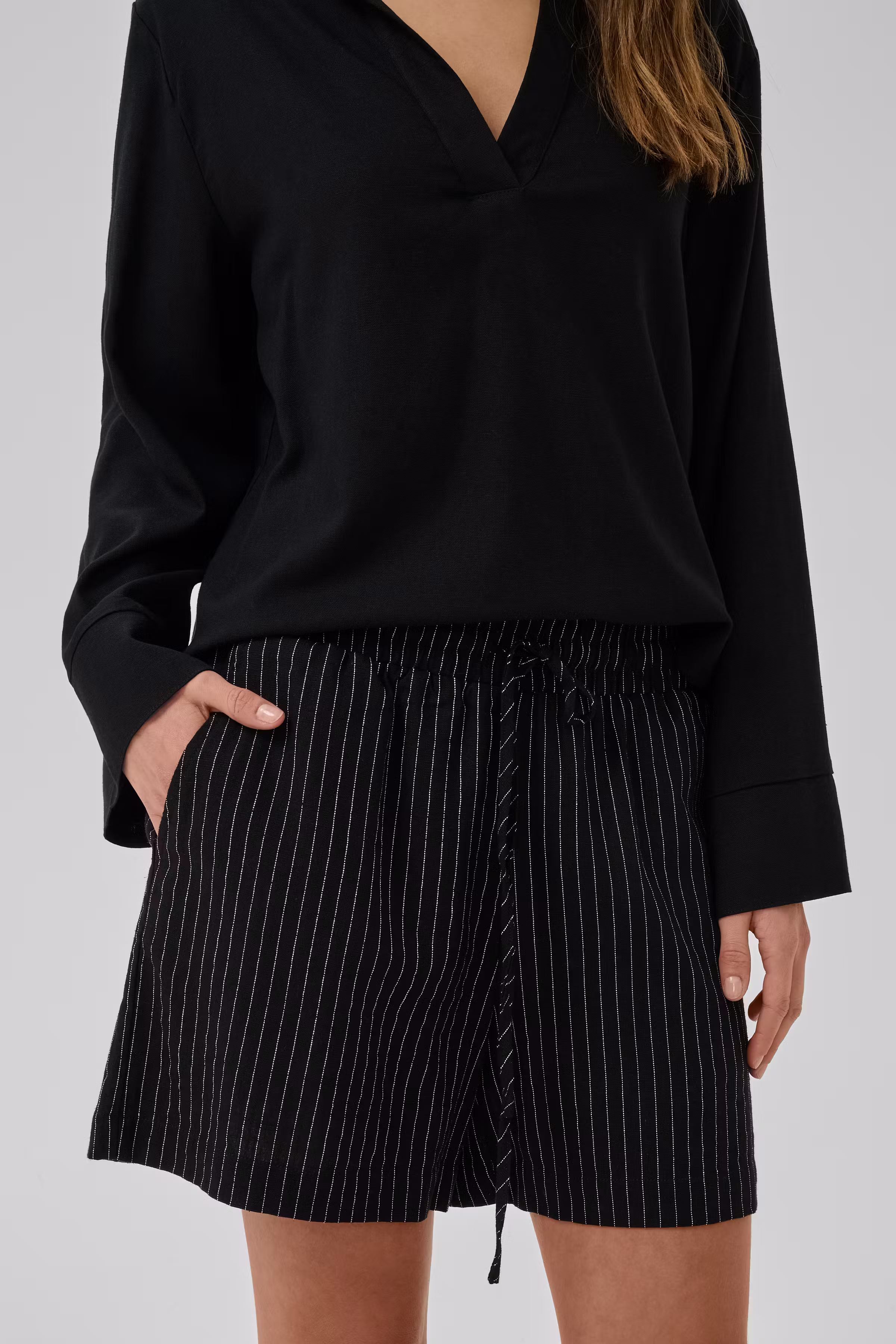 JannieMW Shorts LOOKBOOK DETAIL 10705171-109437