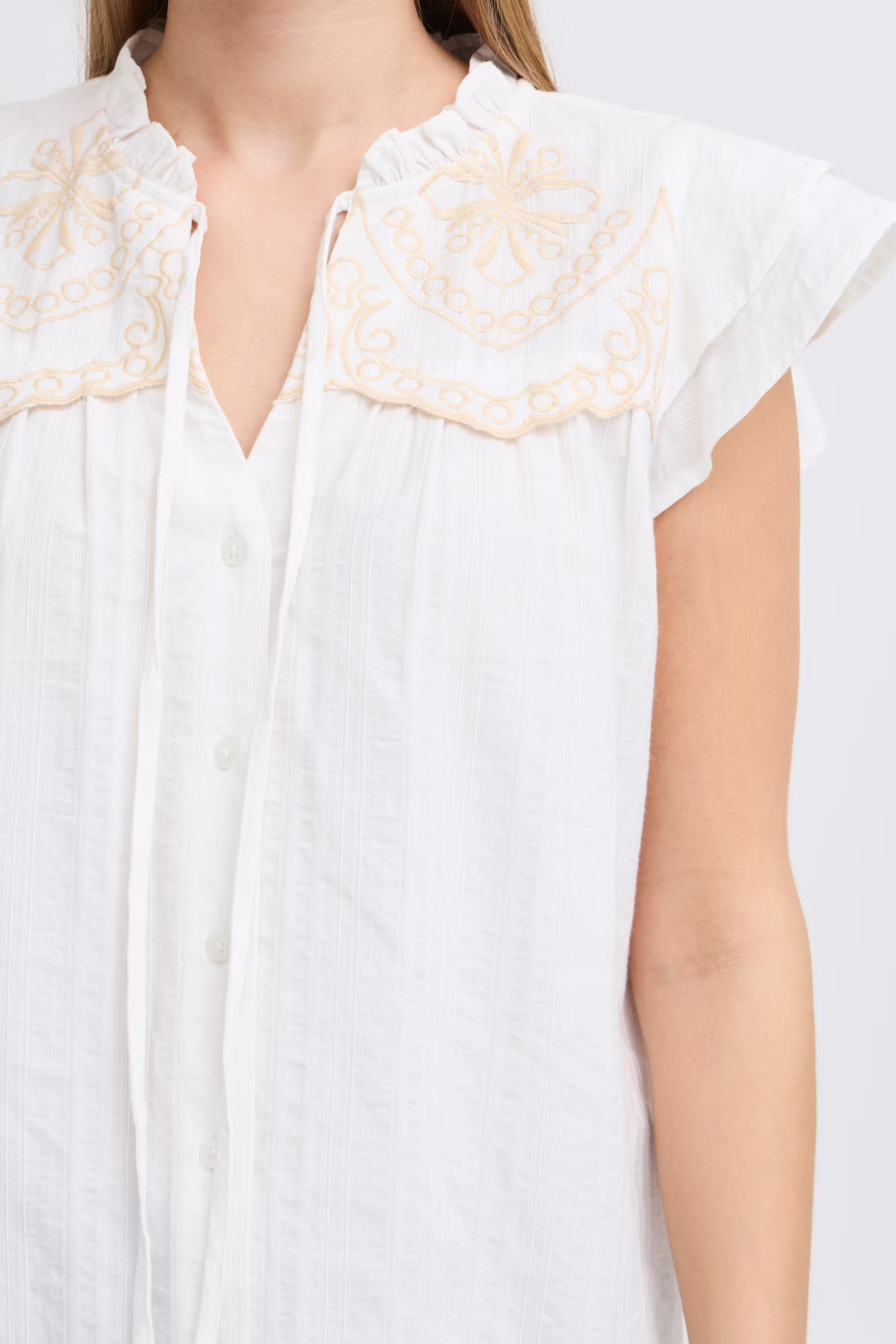 IHGAELLE Blouse with short sleeve LOOKBOOK DETAIL 20122784-114201