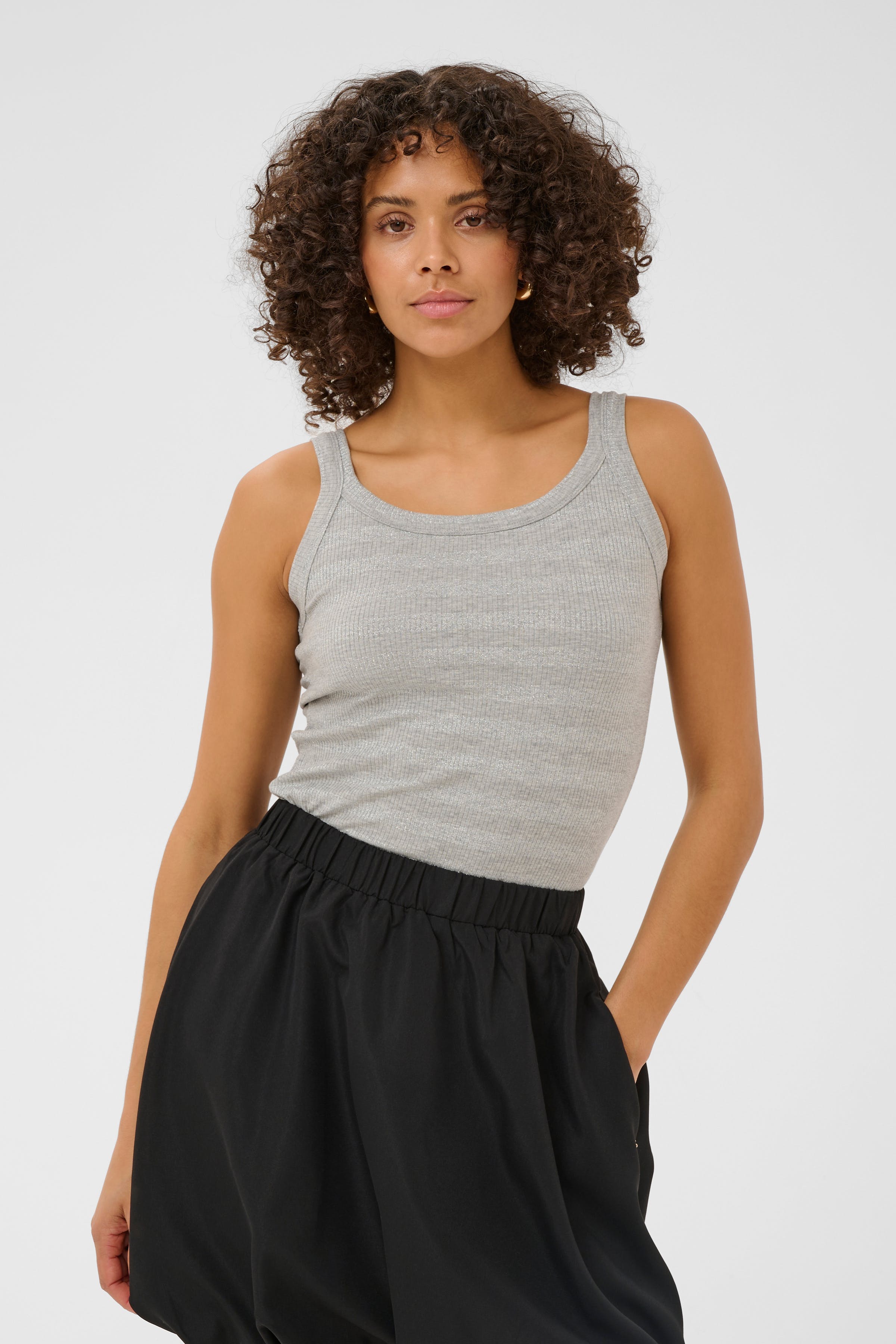 KAkarla Top LOOKBOOK FRONT 10511338-108670