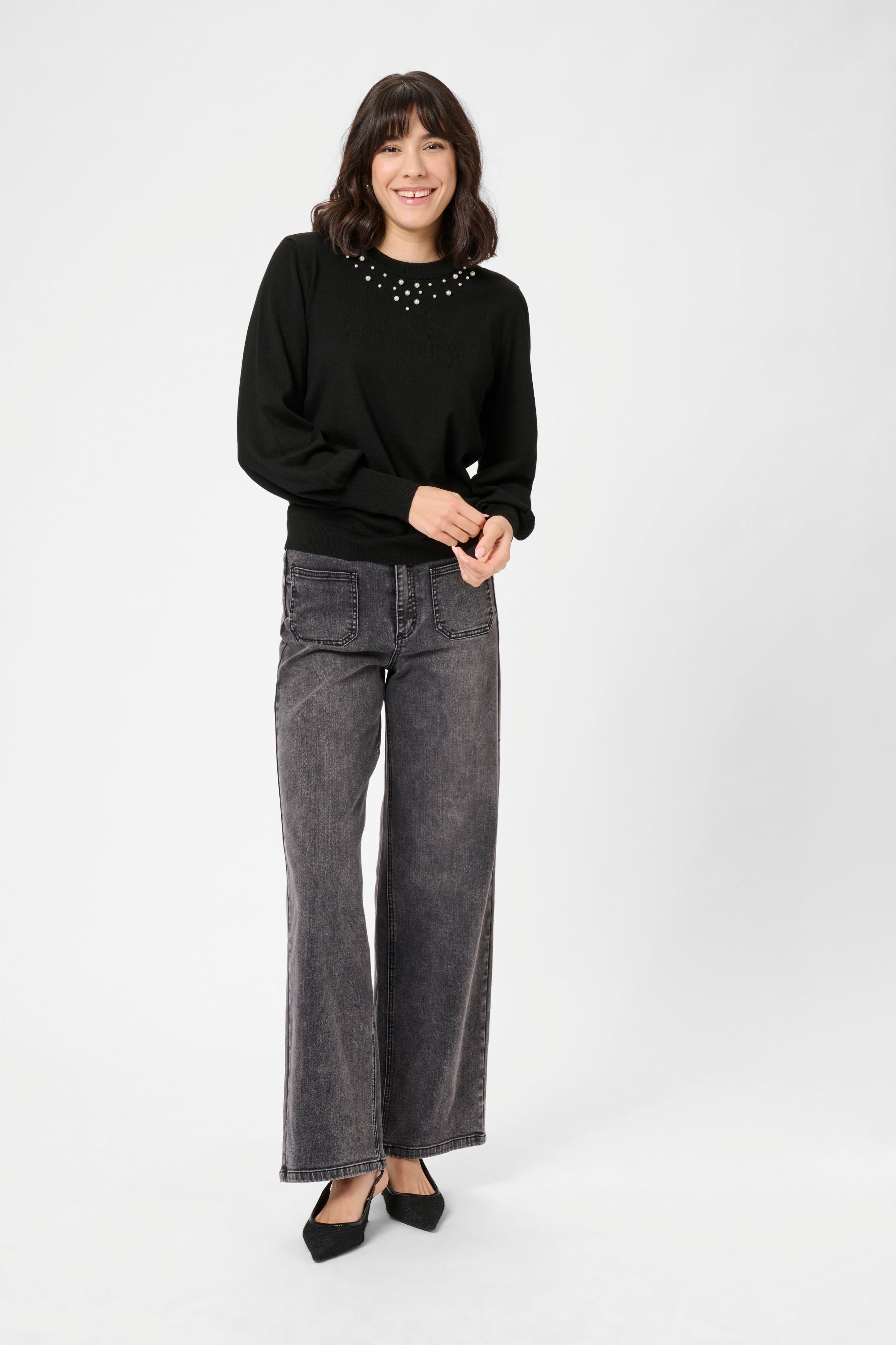 KArihanna Pullover LOOKBOOK FRONT 10510875-100121