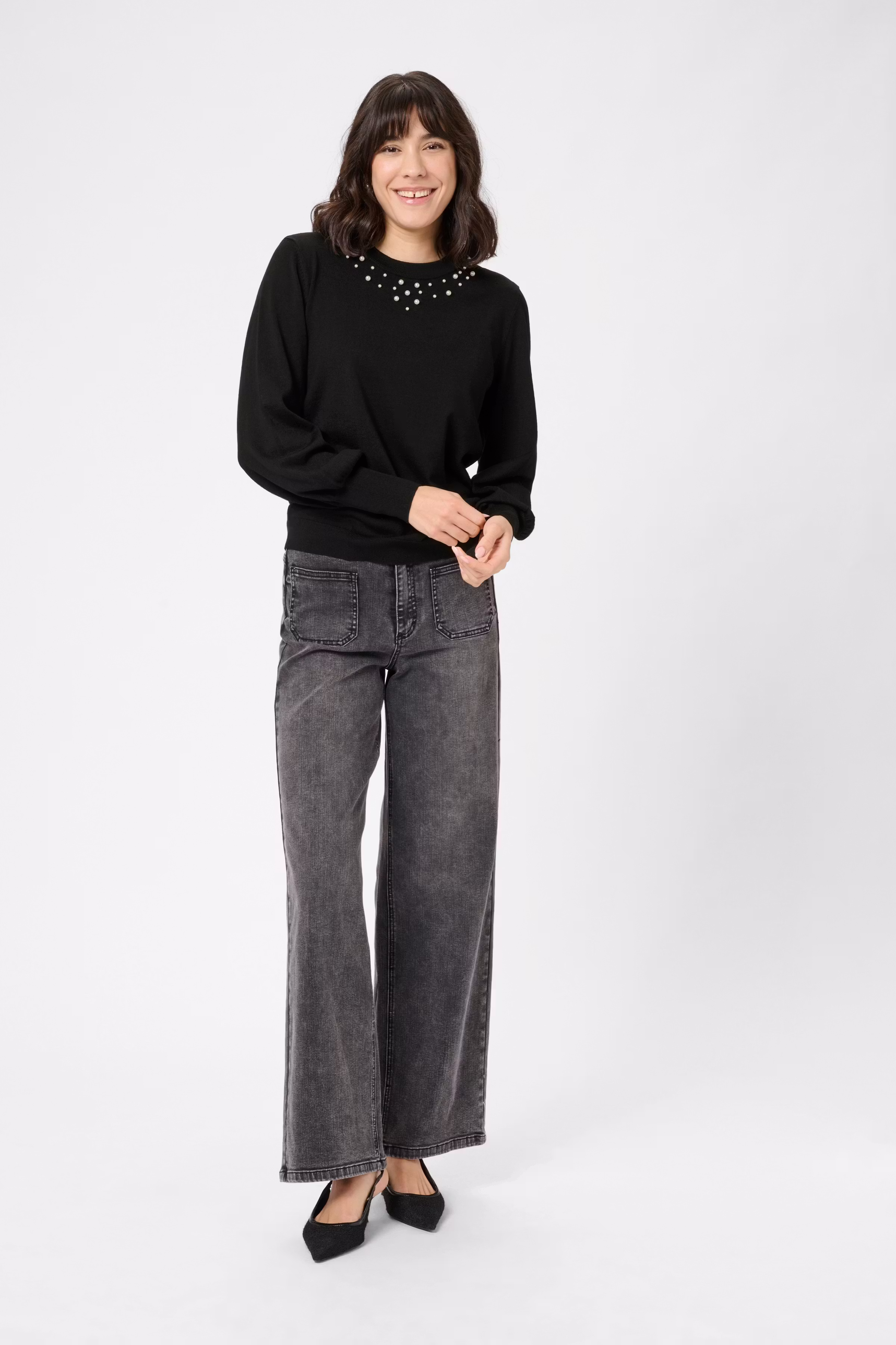 KArihanna Pullover LOOKBOOK FRONT 10510875-100121