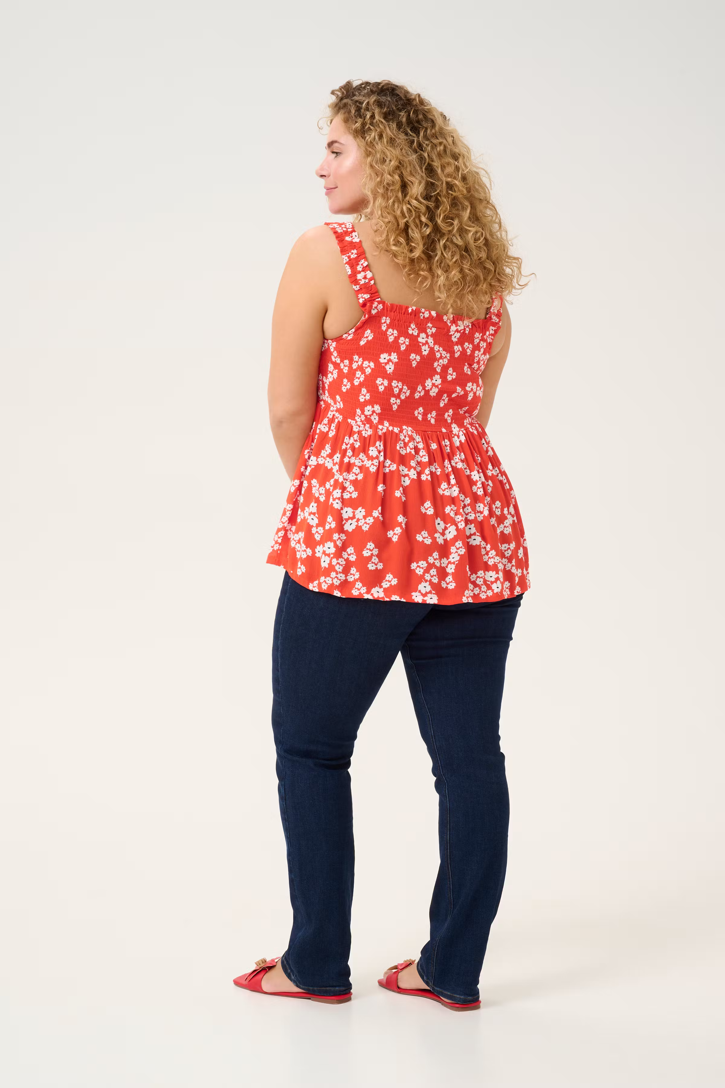 KCami Top LOOKBOOK BACK 10582349-107593