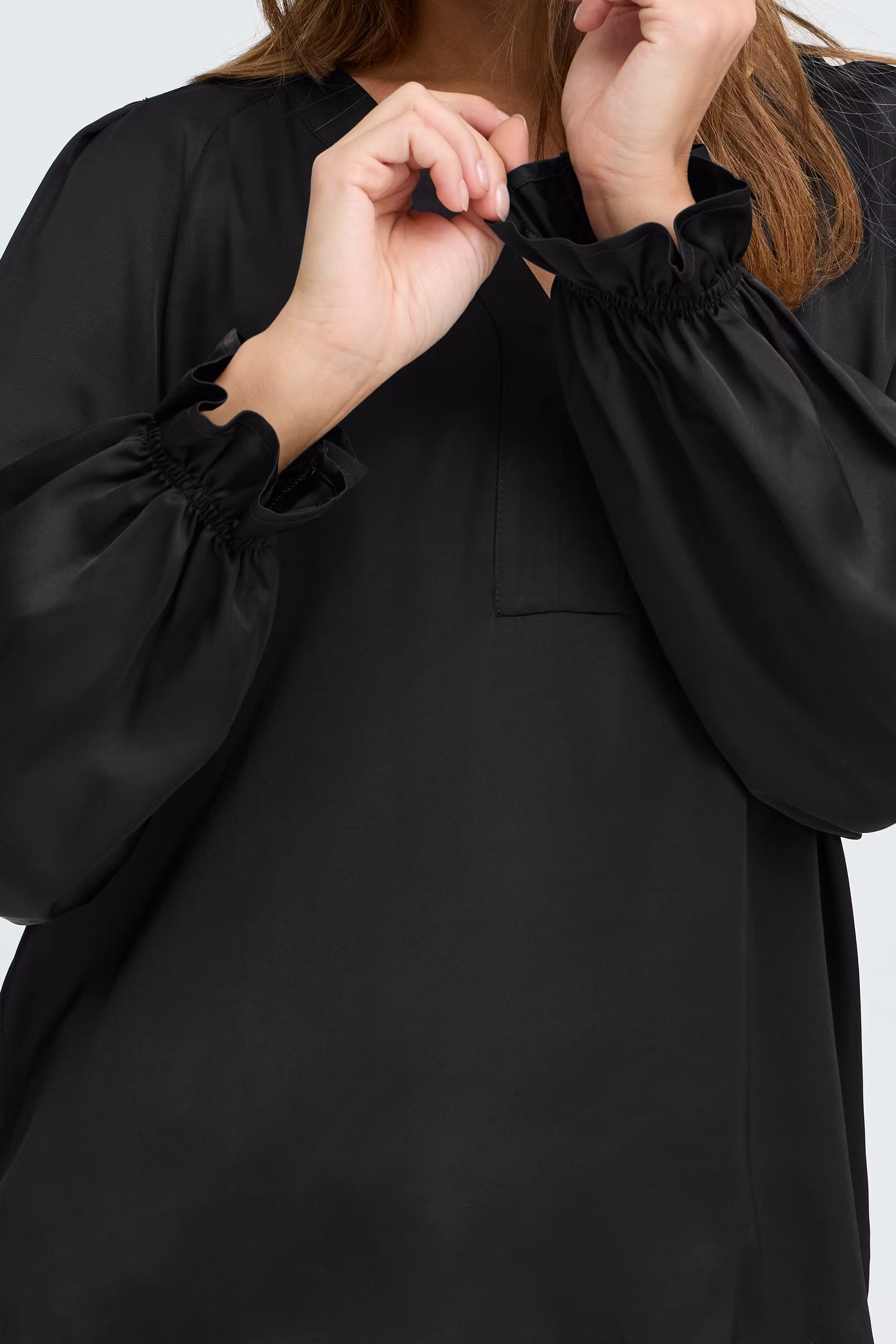 PZCASSY Bluse LOOKBOOK DETAIL 50210218-193911