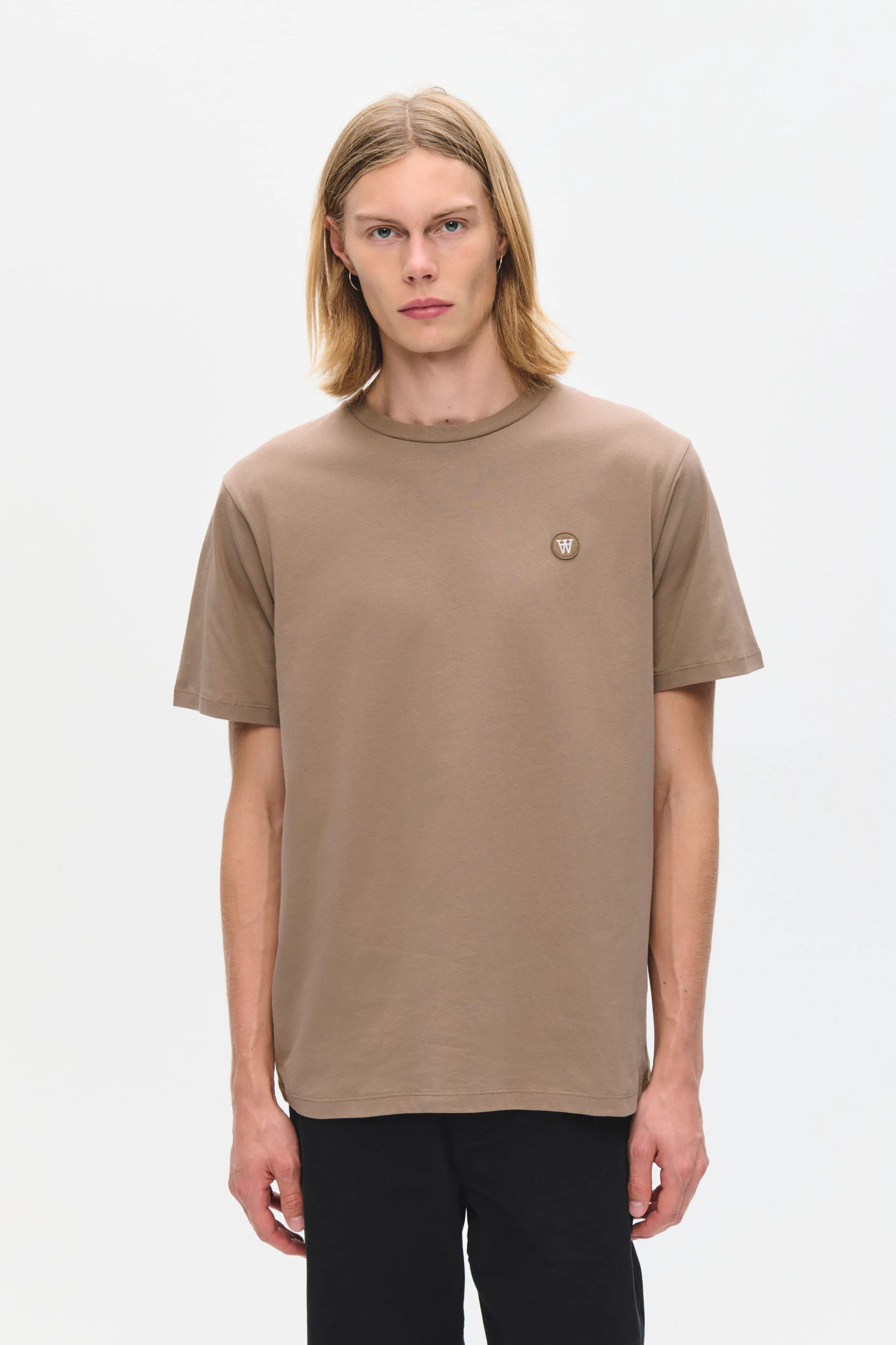 WWAce T-shirt LOOKBOOK FRONT 30250095-171115