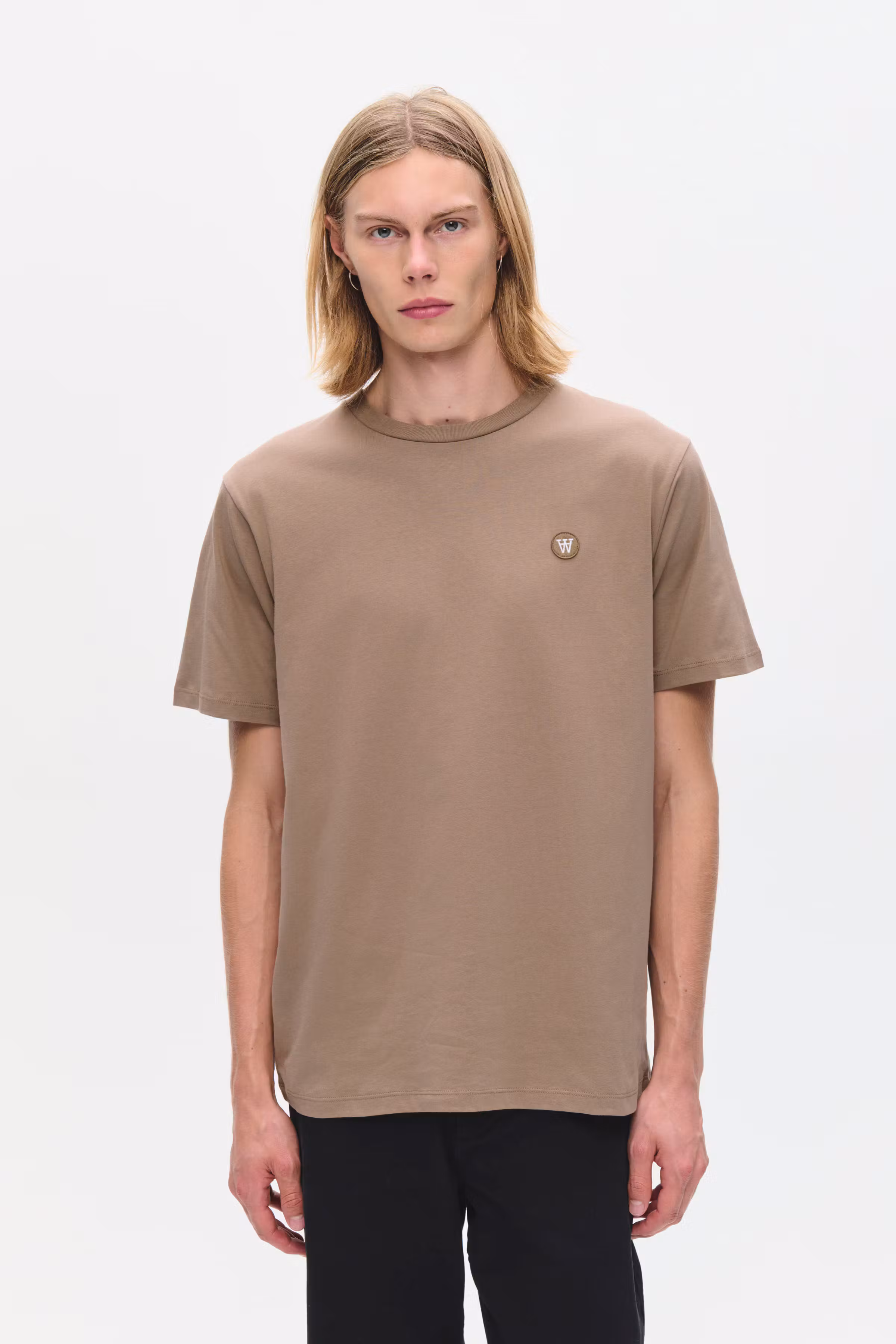 WWAce T-shirt LOOKBOOK FRONT 30250095-171115