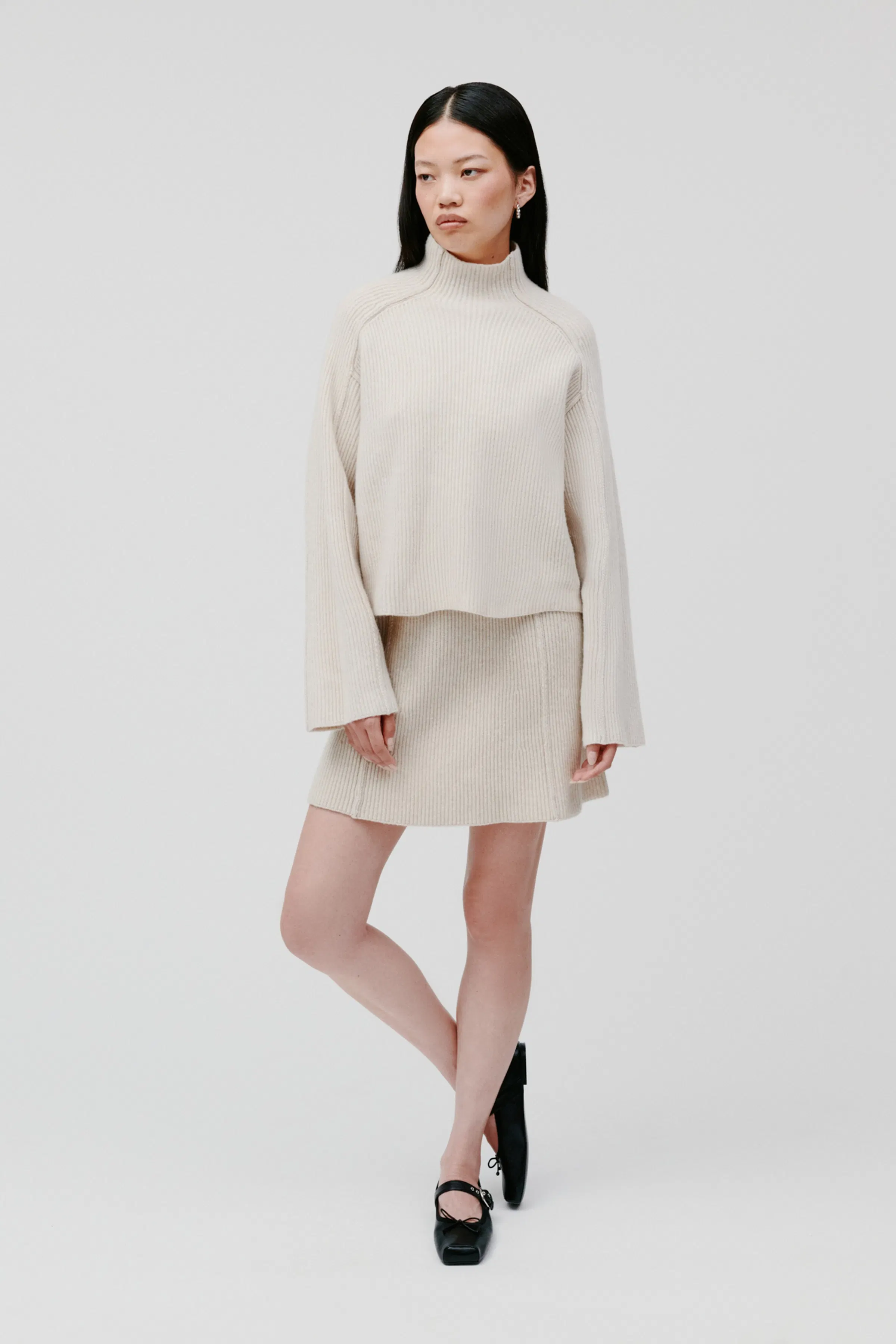IOKEEVA Pullover LOOKBOOK FRONT 30600600-BE456