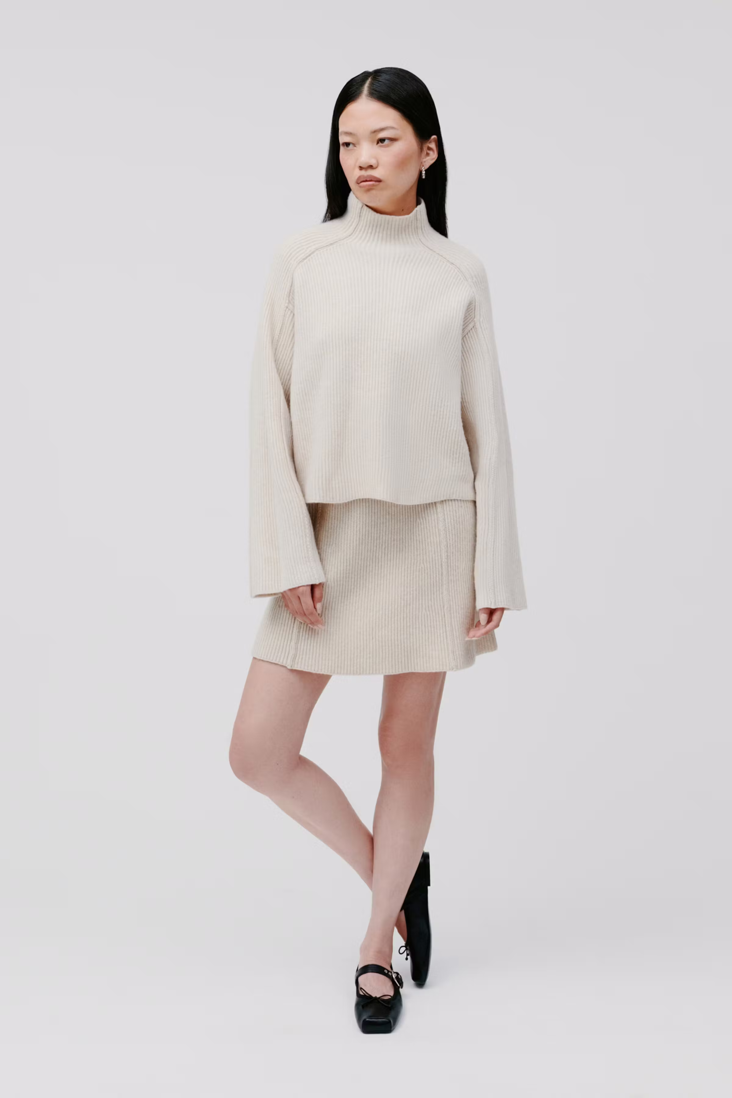 KEEVA Pullover LOOKBOOK FRONT 30600600-BE456