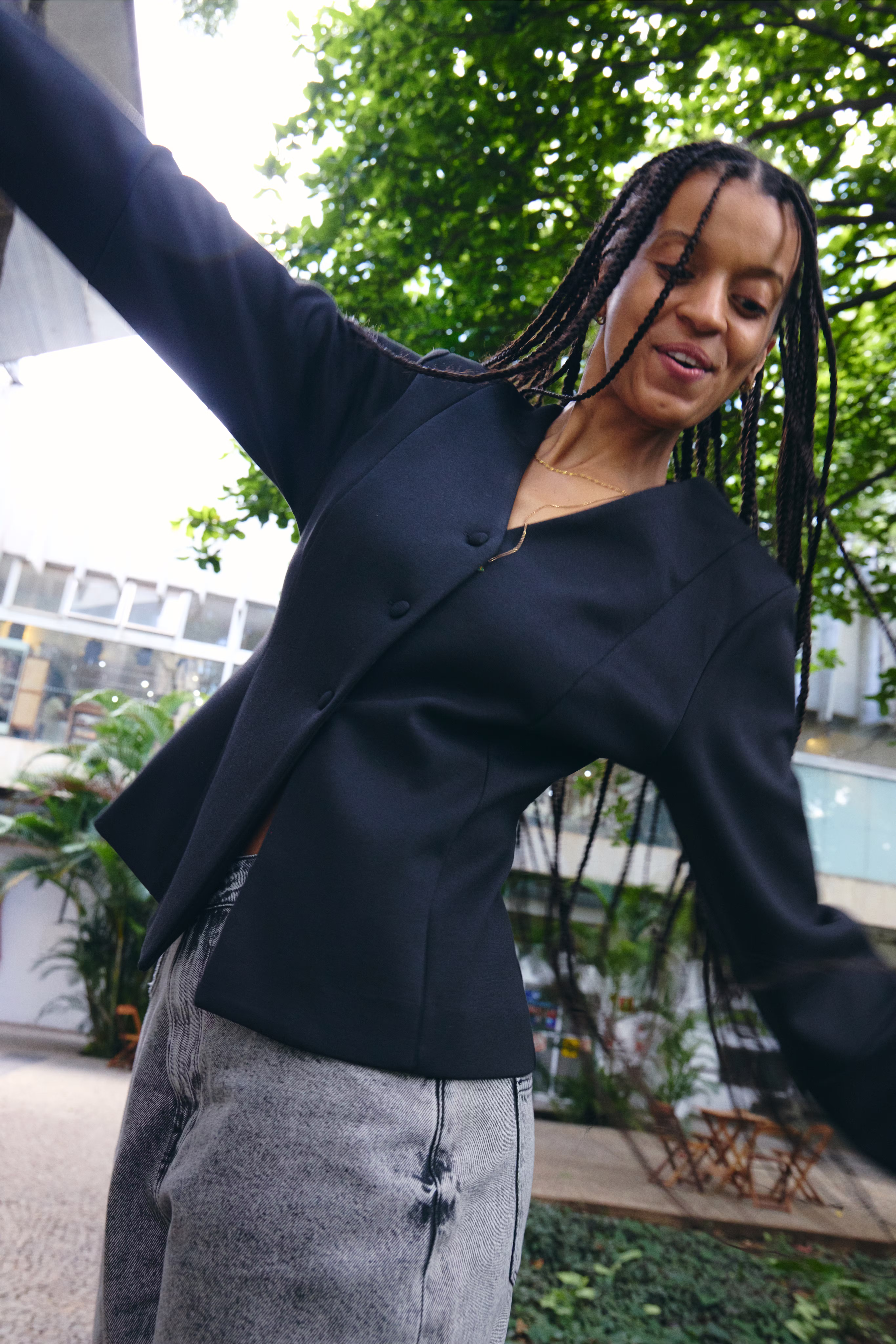 IHKATE Blazer LOCATION NONE 20125172-194008