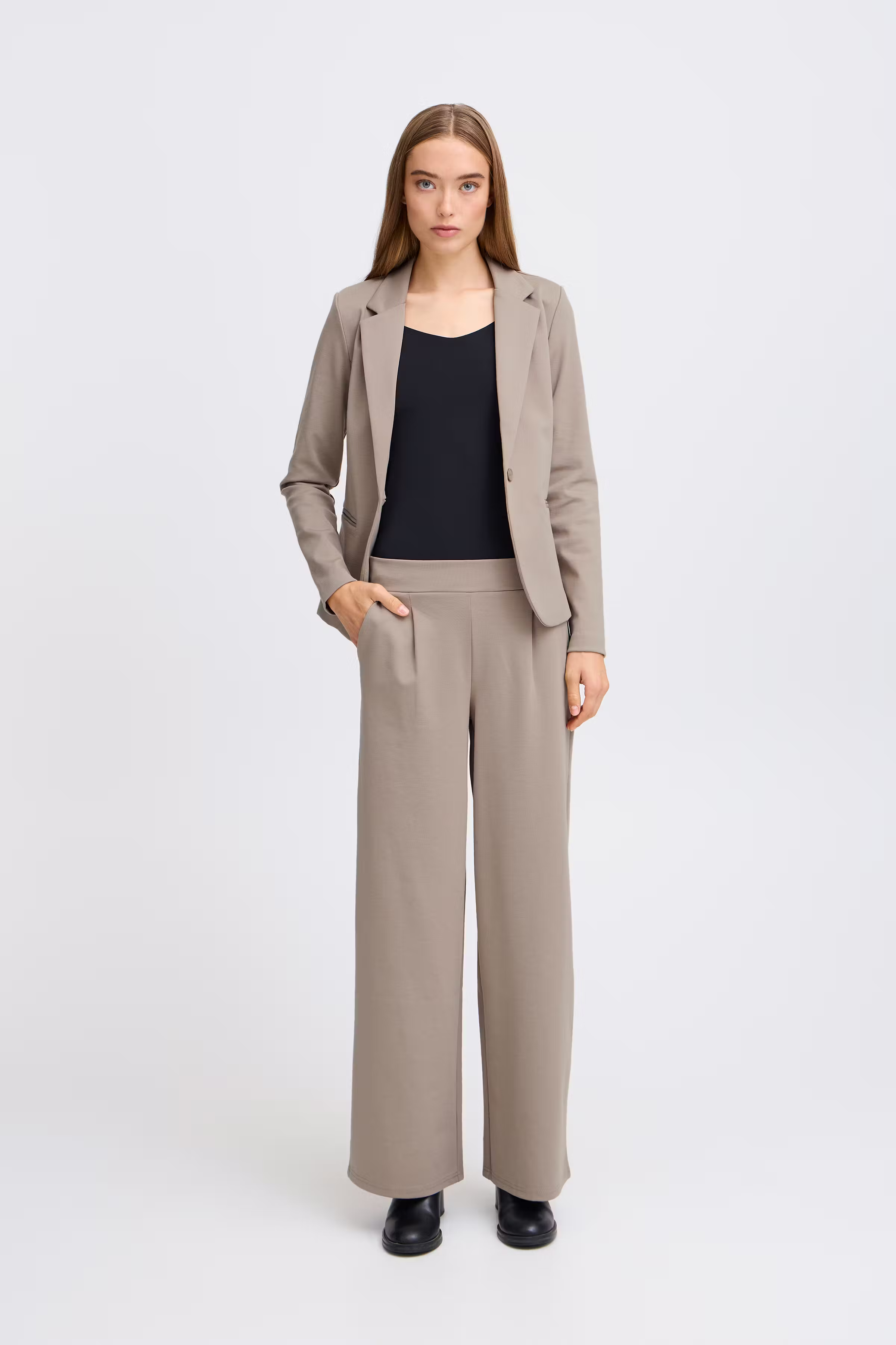 IHKATE LONG WIDE Trousers LOOKBOOK FRONT 20118337-171212
