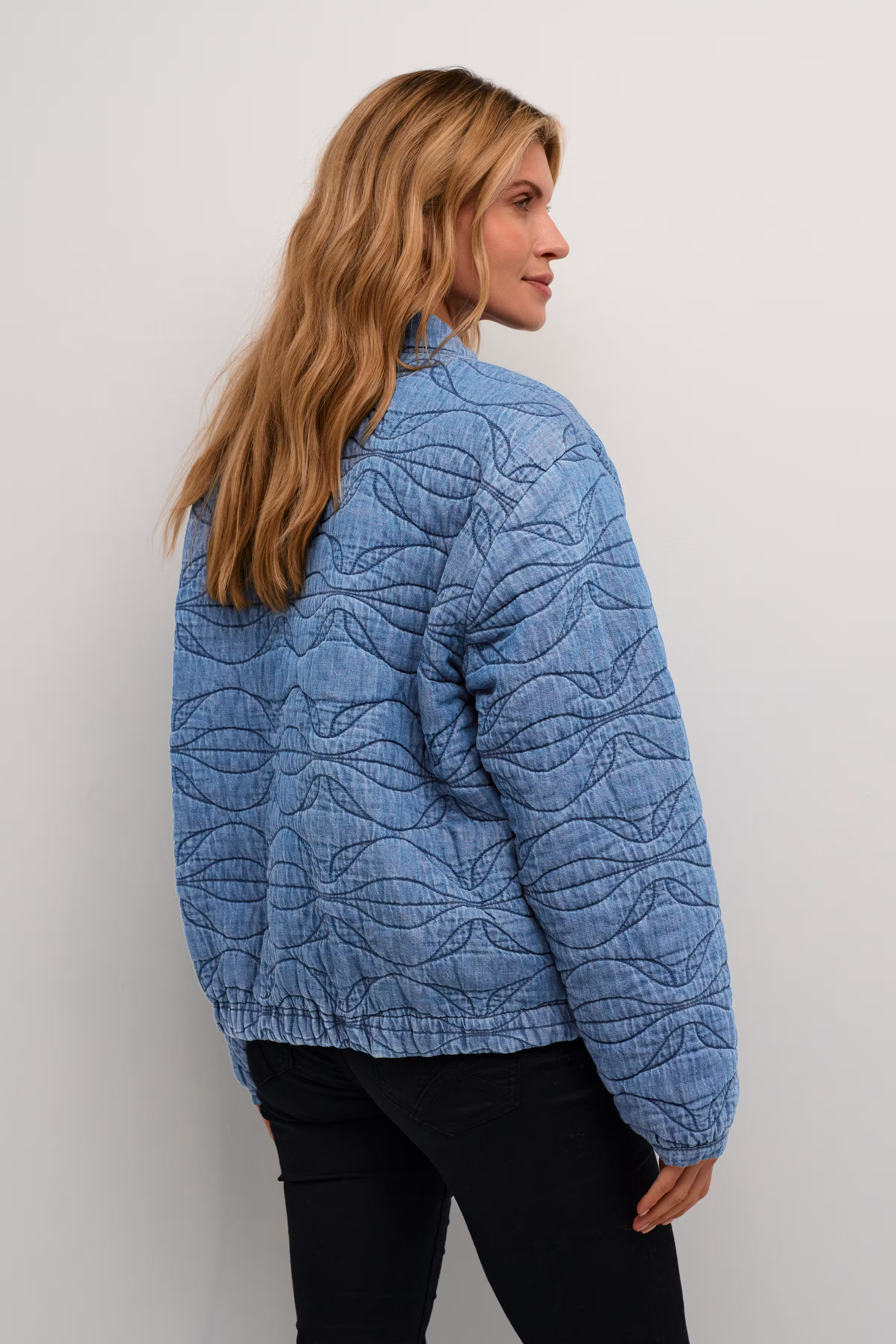 CRAviva Denim jacket LOOKBOOK BACK 10612863-106070