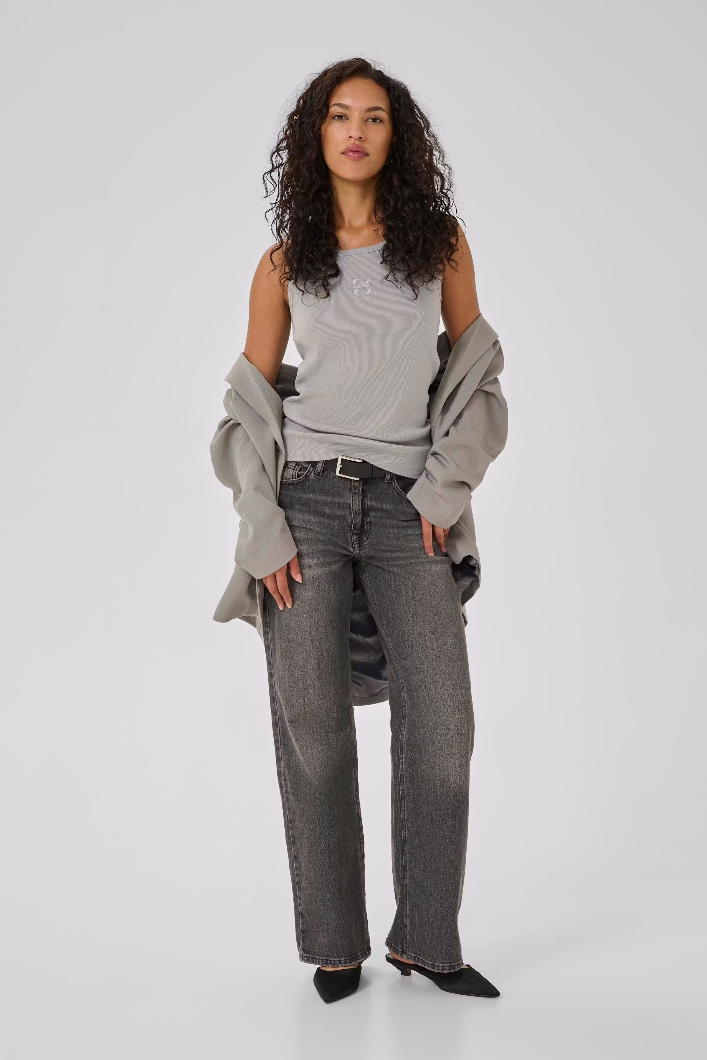 08 THE MANDY TOP LOOKBOOK FRONT 10704858-184105