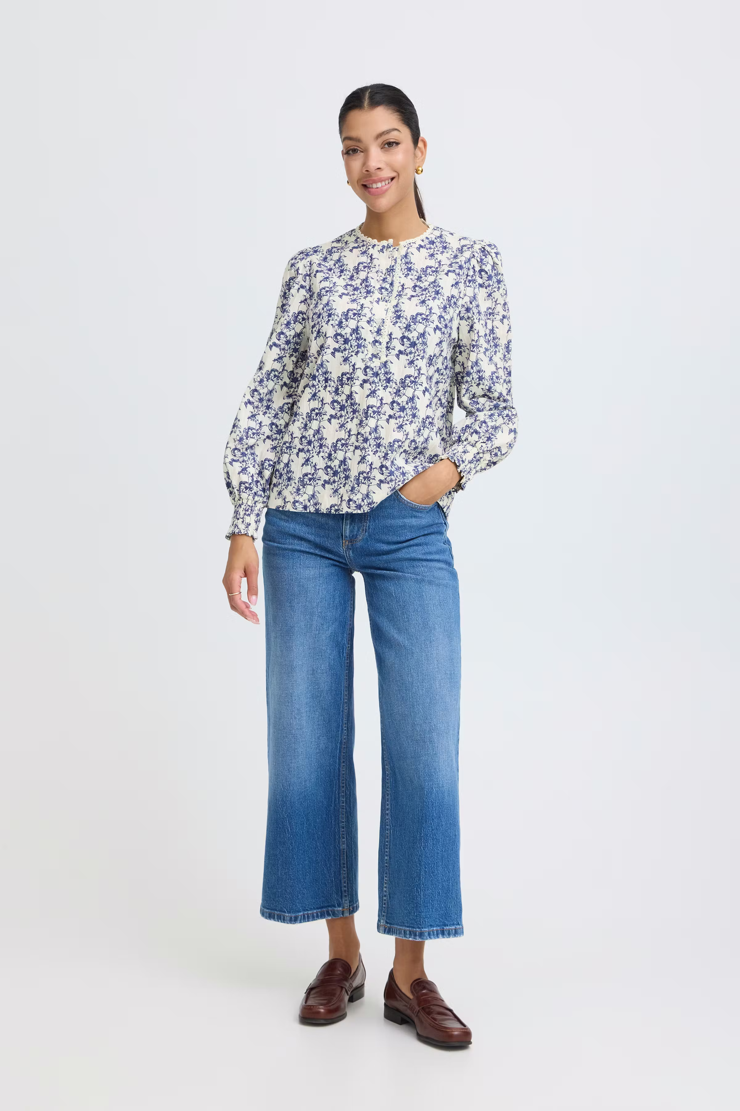 BYJESSE Bluse LOOKBOOK FRONT 20818814-900006604