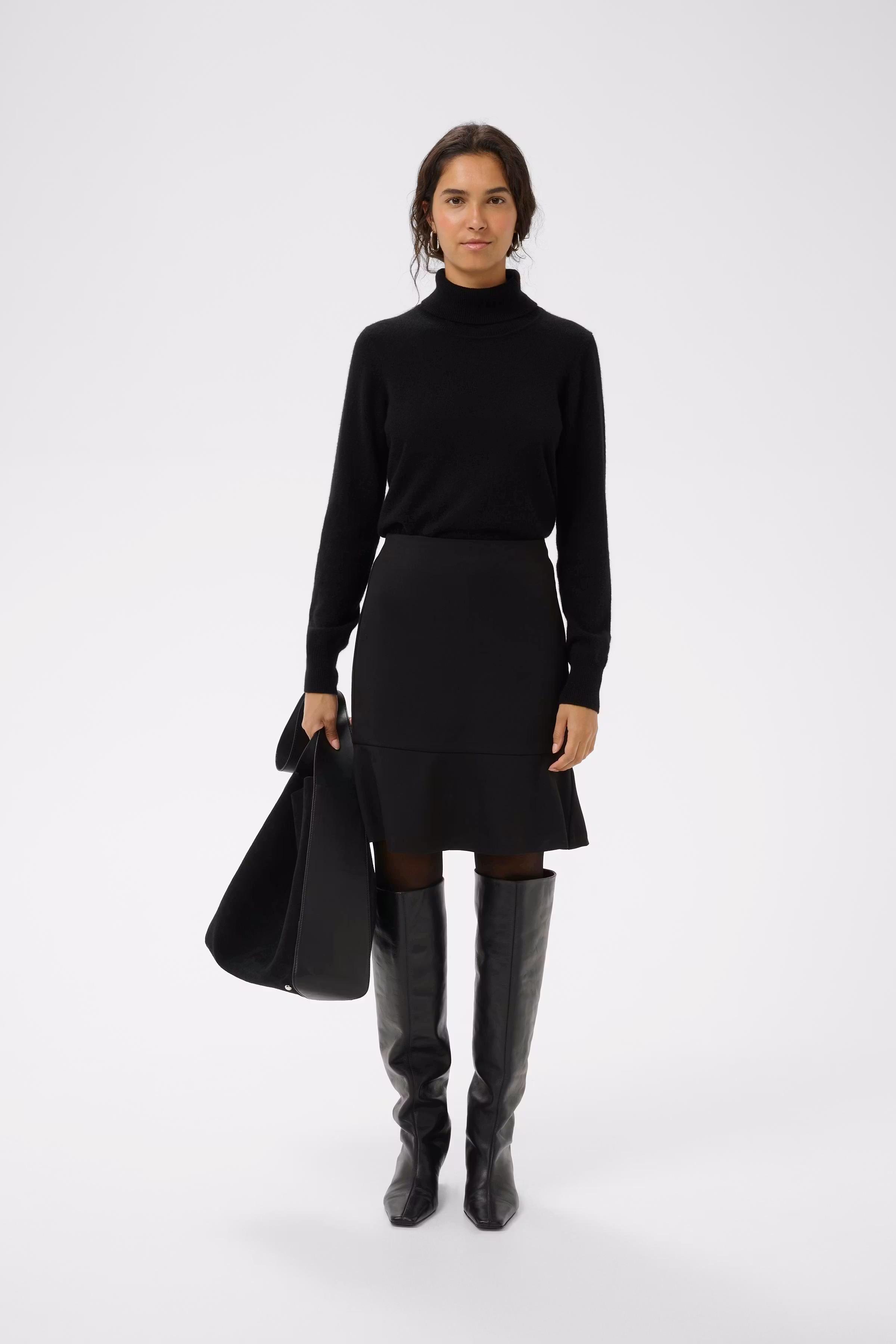 YuktaIW Skjørt LOOKBOOK FRONT 30111134-194008