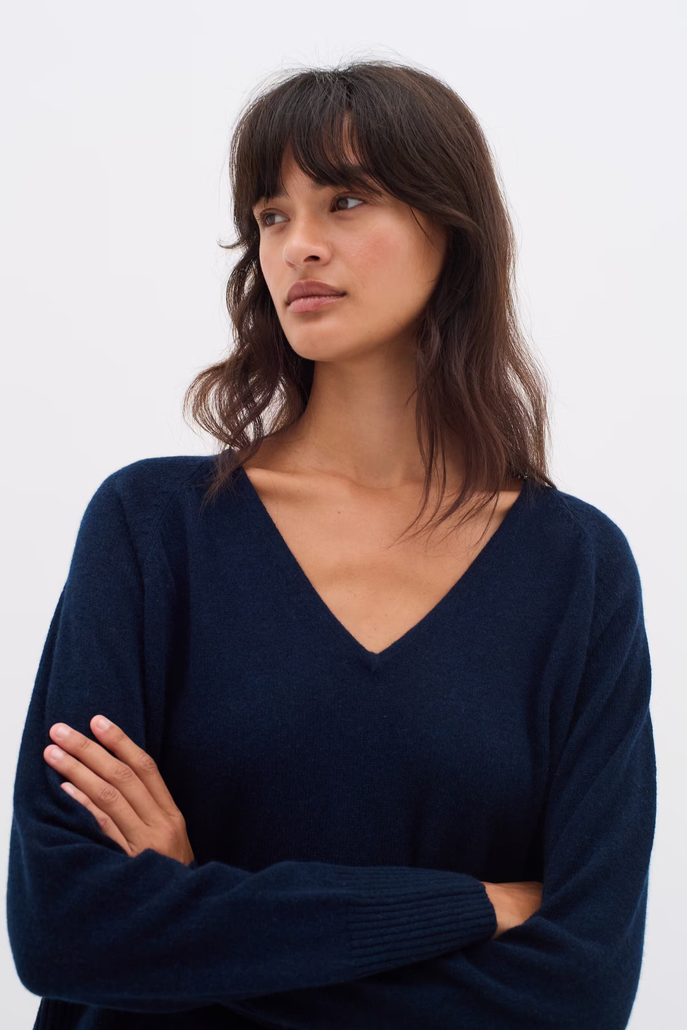 LukkaIW V-neck Cashmere Pullover LOOKBOOK DETAIL 30104240-300005