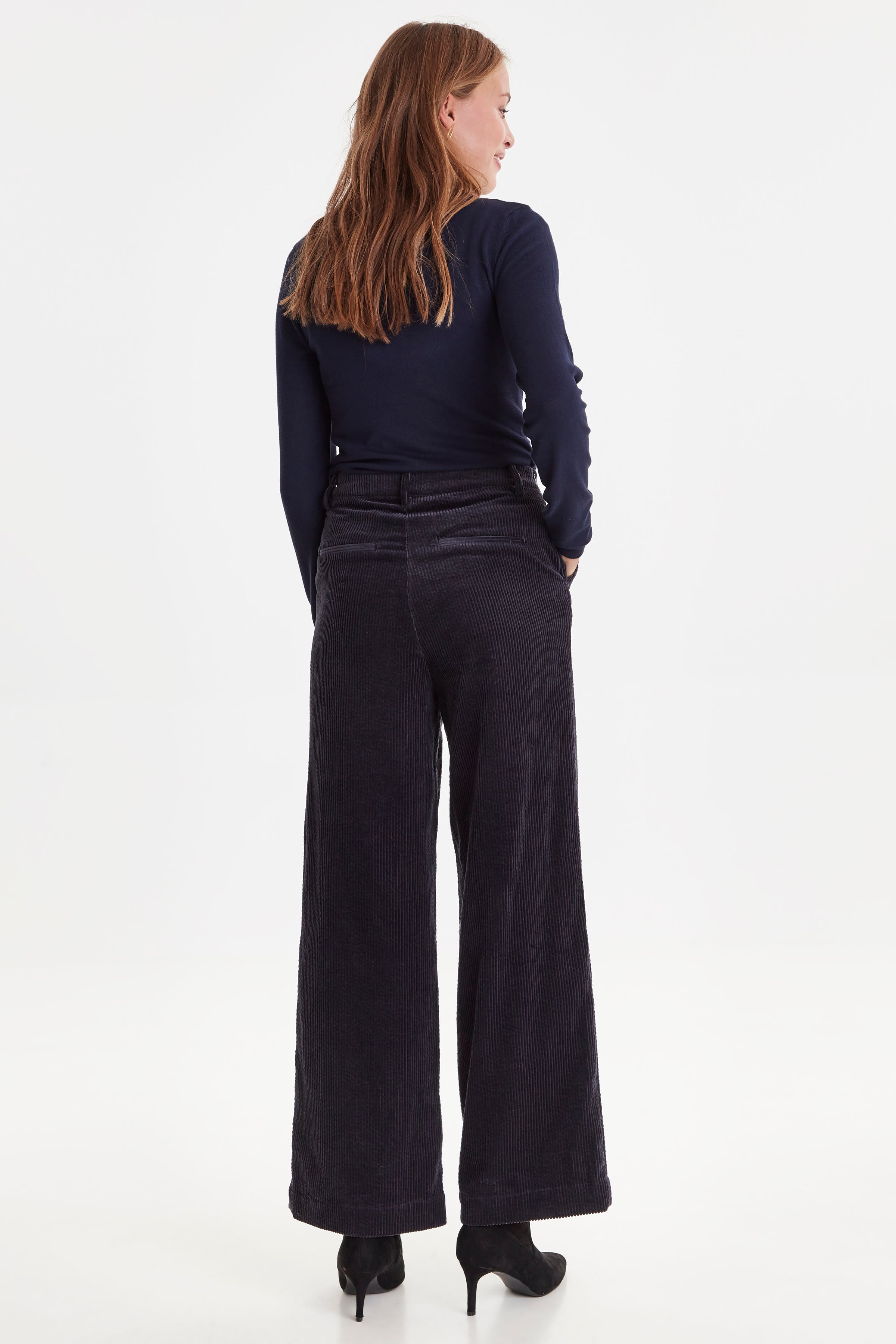 IHMAFA Pullover LOOKBOOK BACK 103646-14044