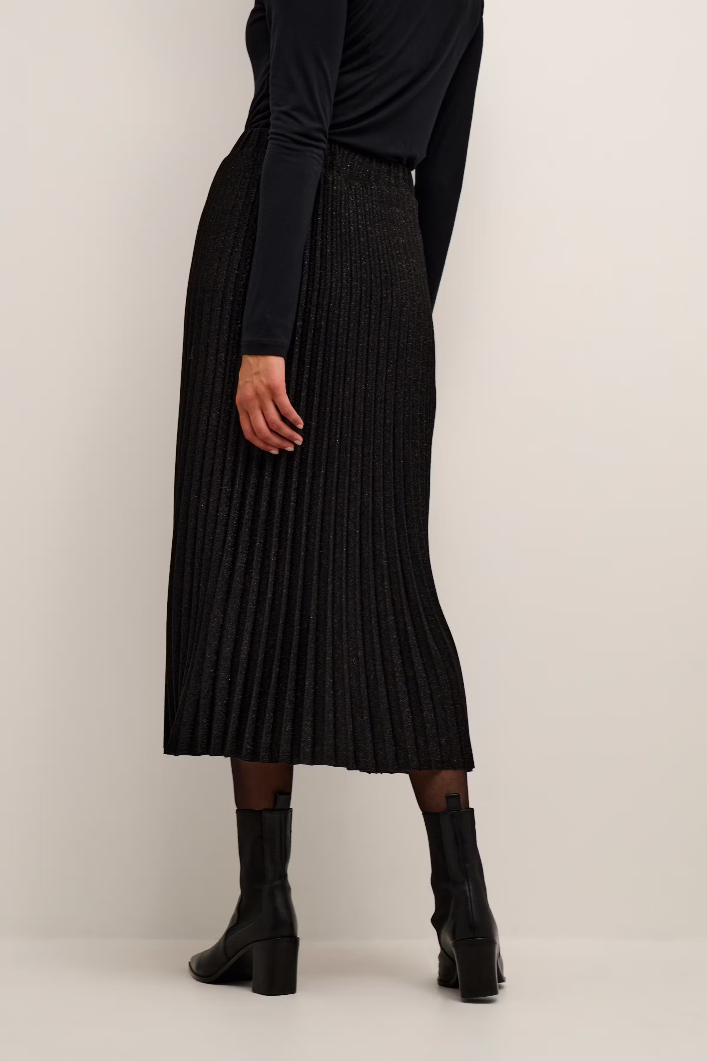 KAlinda Skjørt LOOKBOOK BACK 10507062-100882