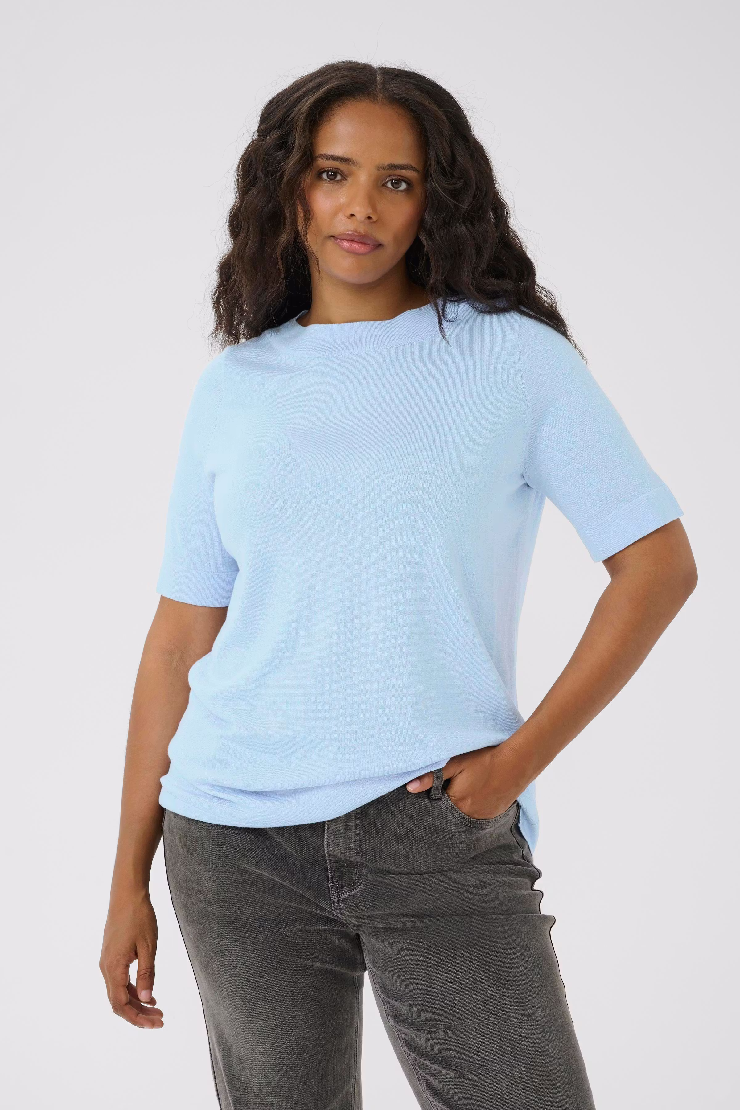 KClizzy Pullover LOOKBOOK FRONT 10583485-154031