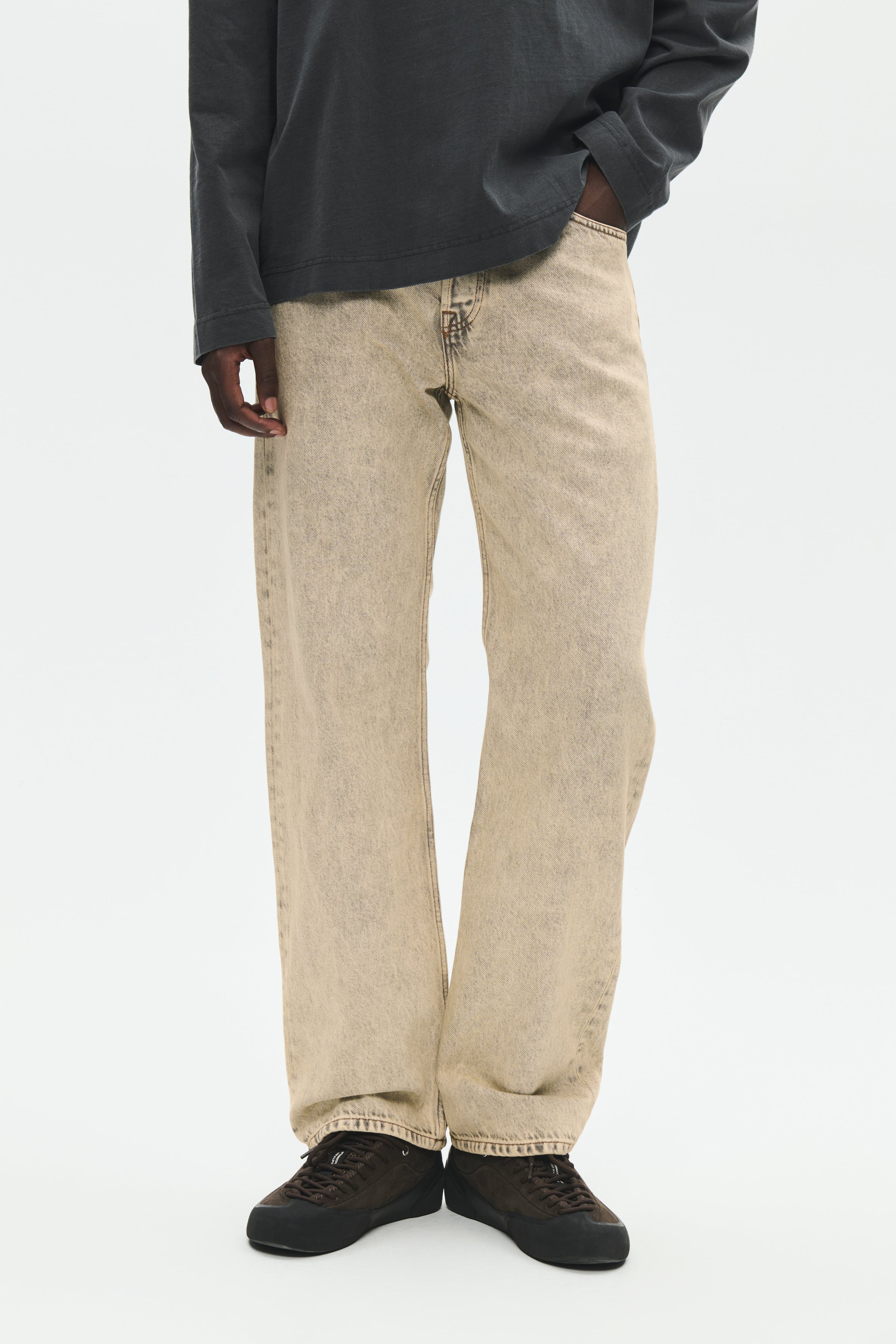 WWType 2 Jeans LOOKBOOK FRONT 30251979-304679