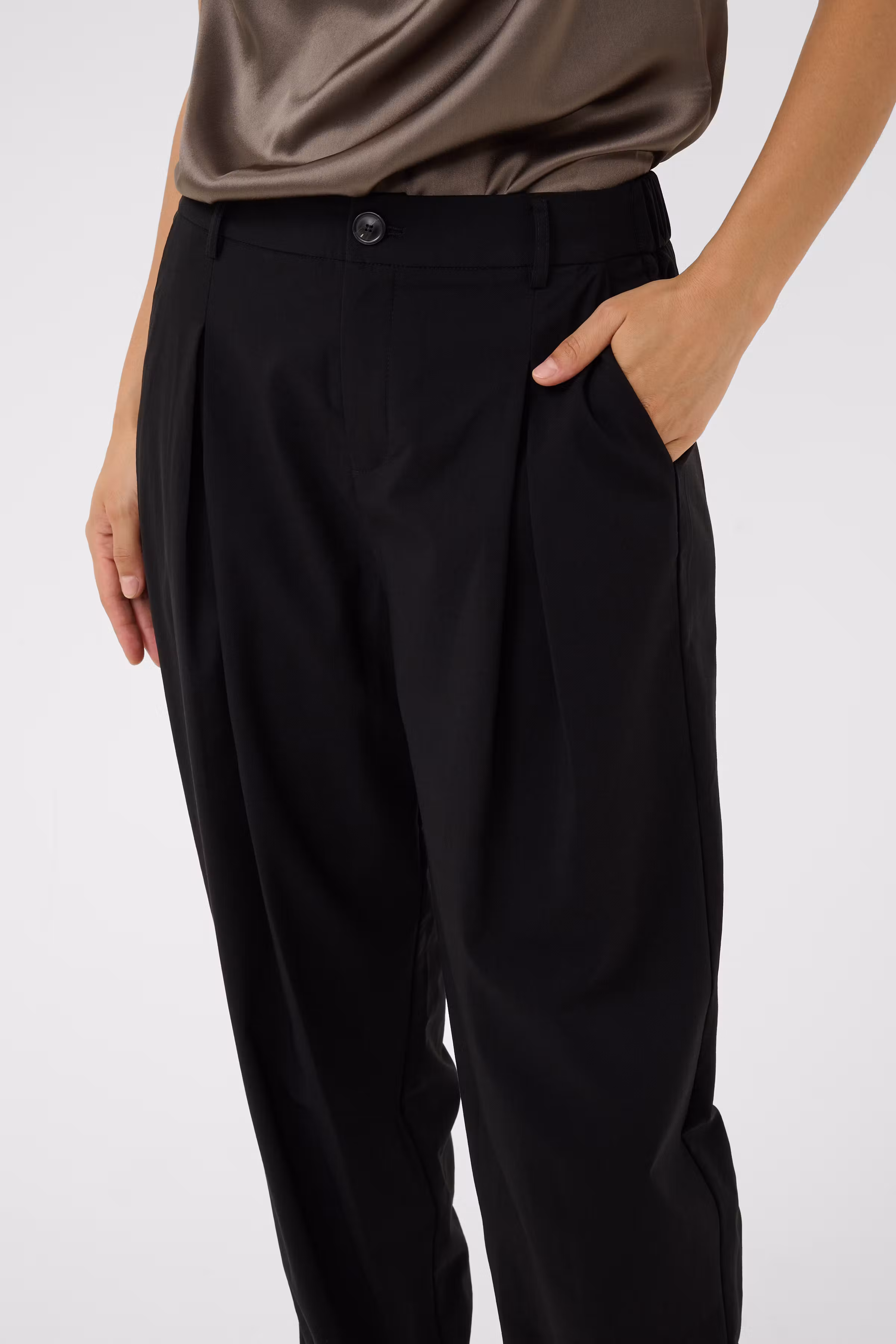 CUjamie Hose LOOKBOOK DETAIL 50113568-500012